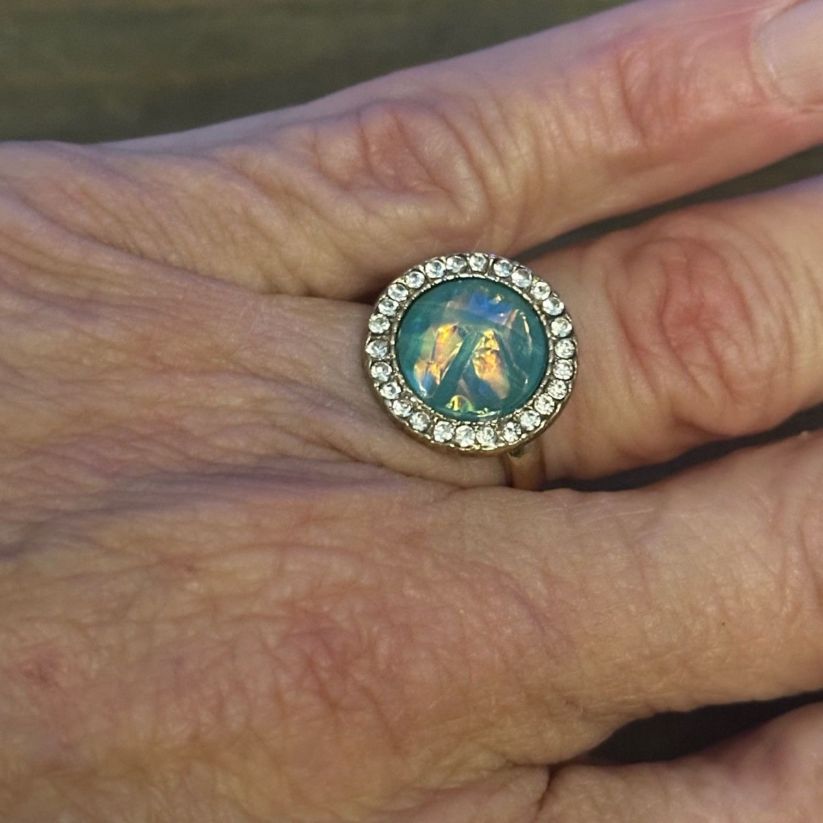 Vintage Vintage rainbow foil stone ring Size ONE SIZE - 3 Thumbnail