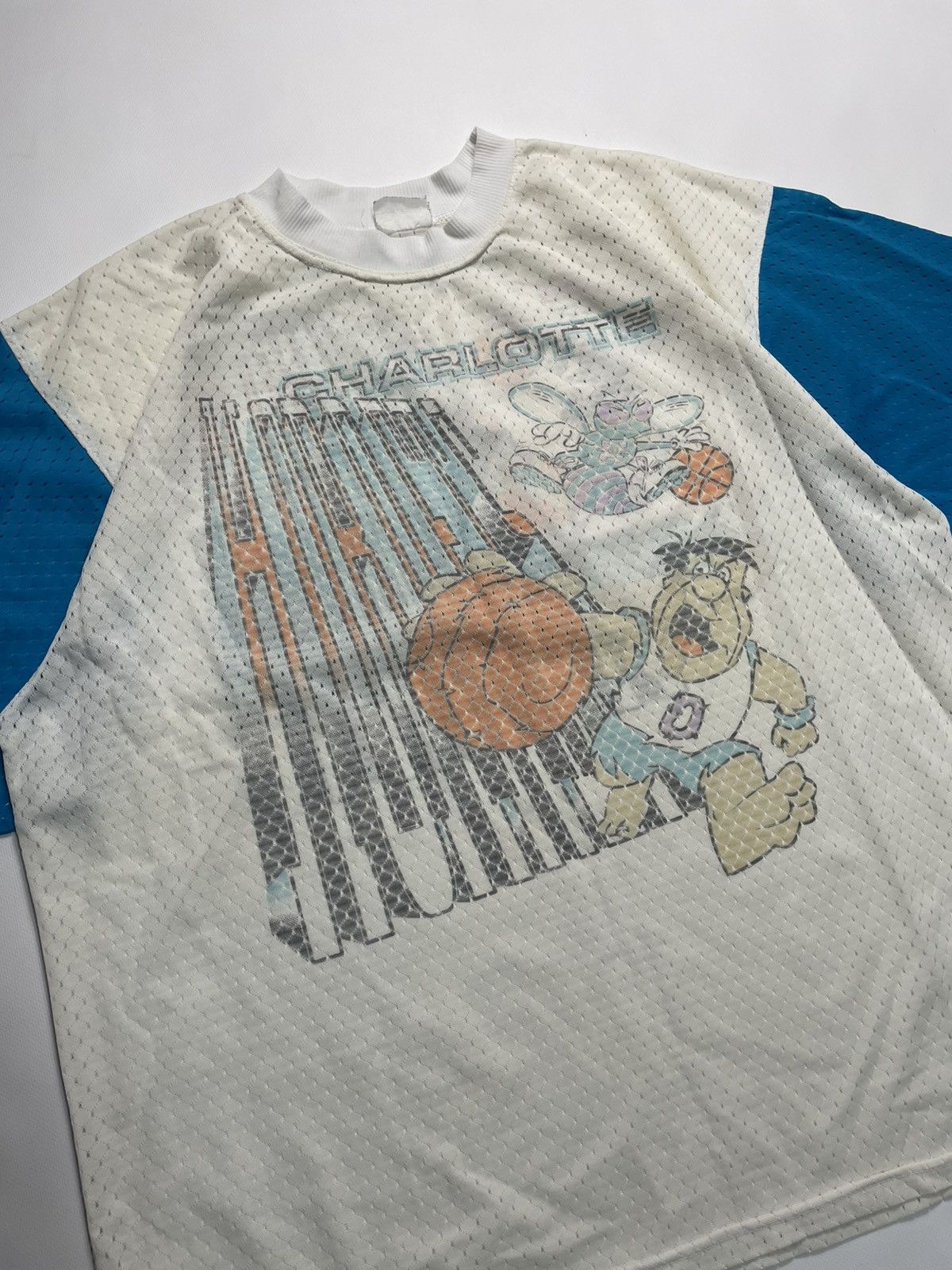 Changes Vtg Fred Flintstones × NBA Charlotte Basketball Tee Size US L / EU 52-54 / 3 - 2 Thumbnail