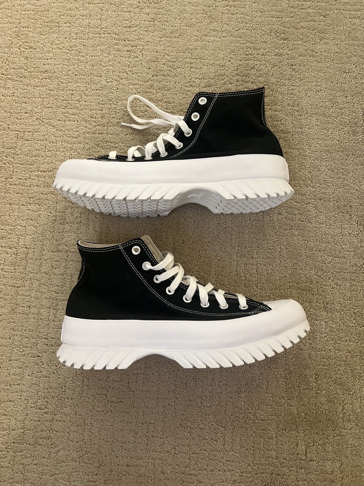 Converse Converse Lugged 2.0 High Top Size US 11 / EU 44 - 1 Thumbnail