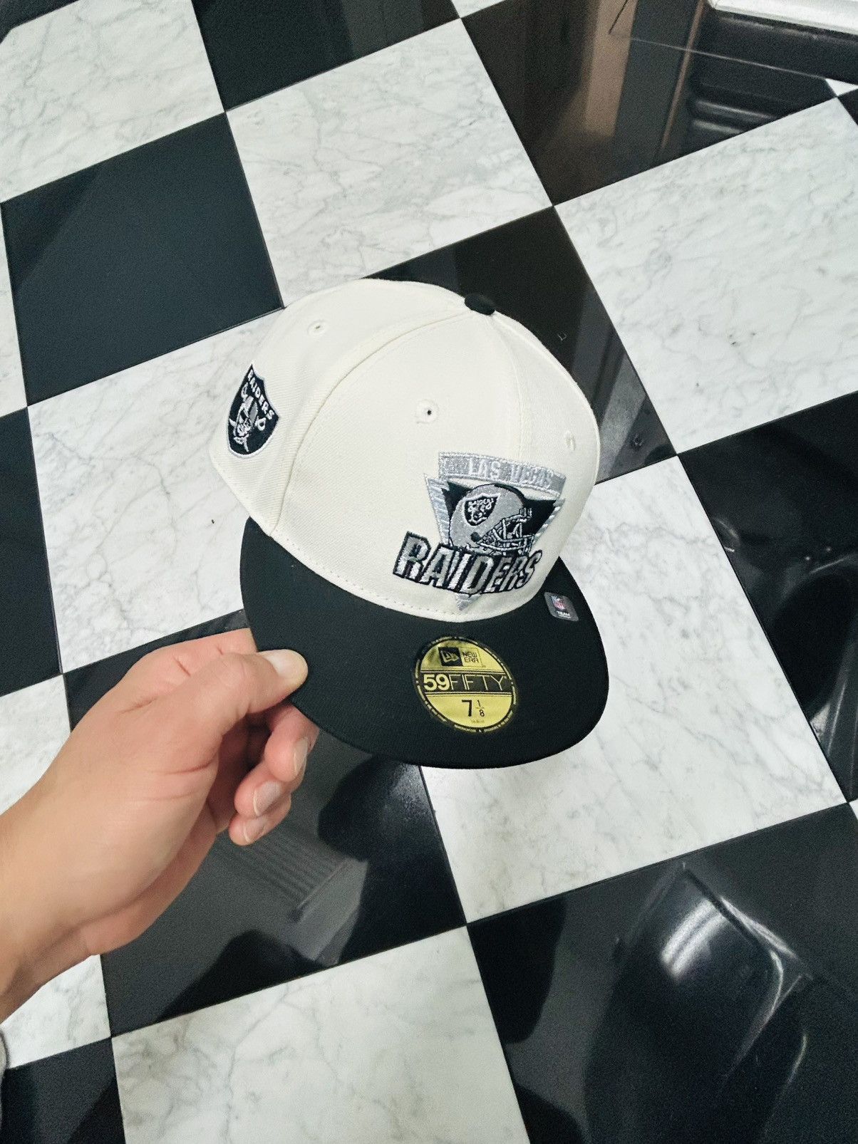 Raiders fitted 718