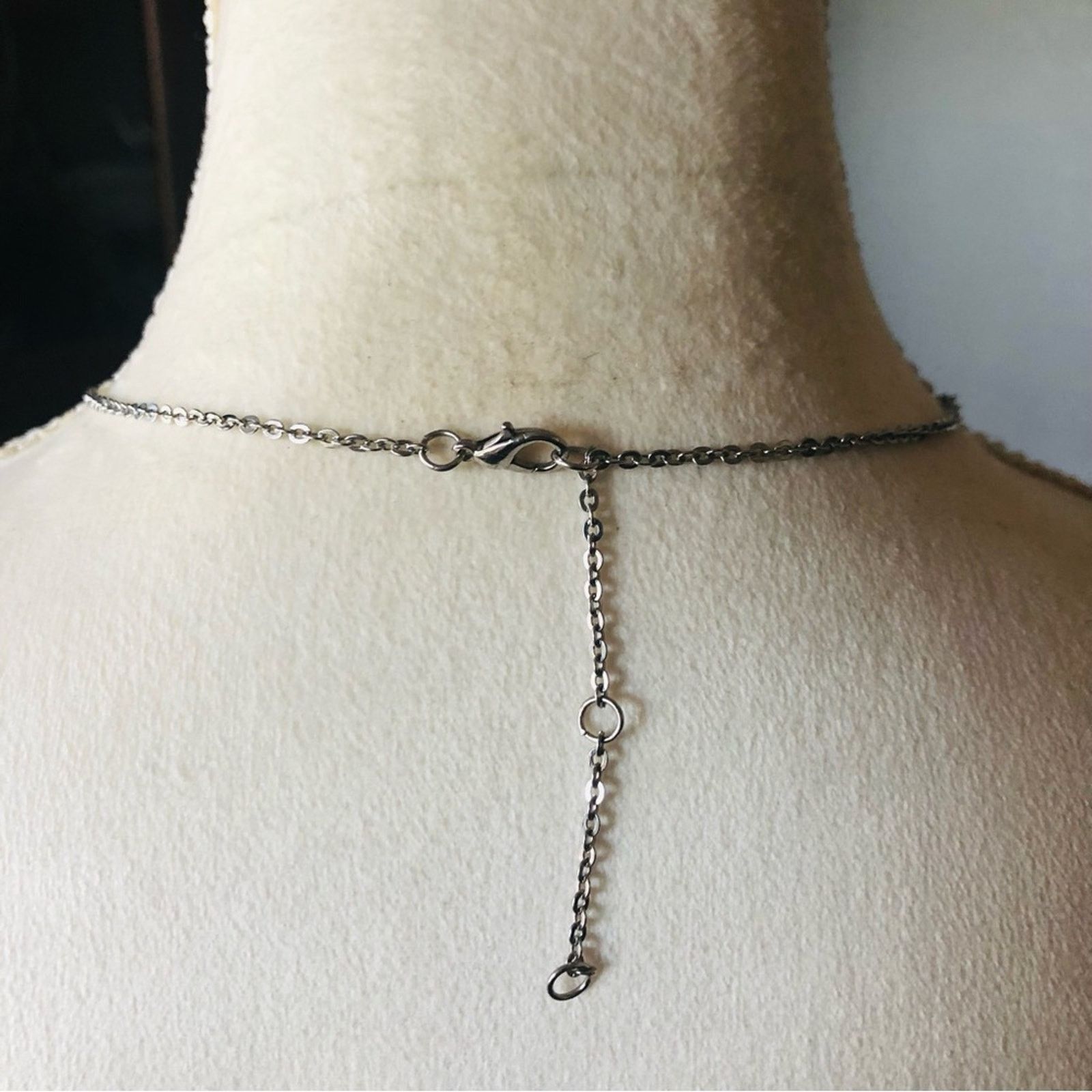 Vintage Vintage frosted snowflake angels flying necklace Size ONE SIZE - 9 Thumbnail
