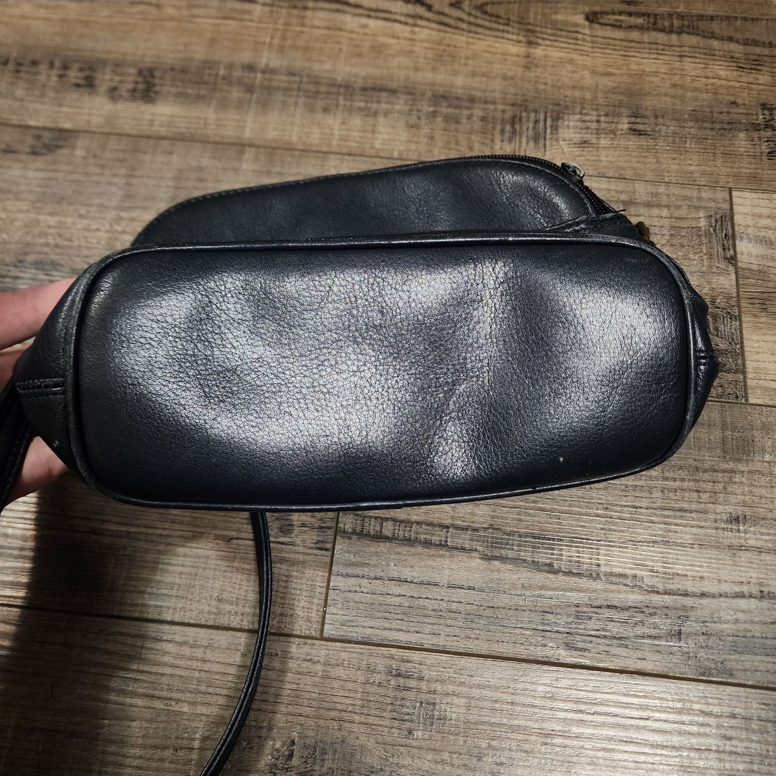 Etienne Aigner Vintage Etienne Aigner Small black leather Purse handbag 4a Size ONE SIZE - 11 Thumbnail