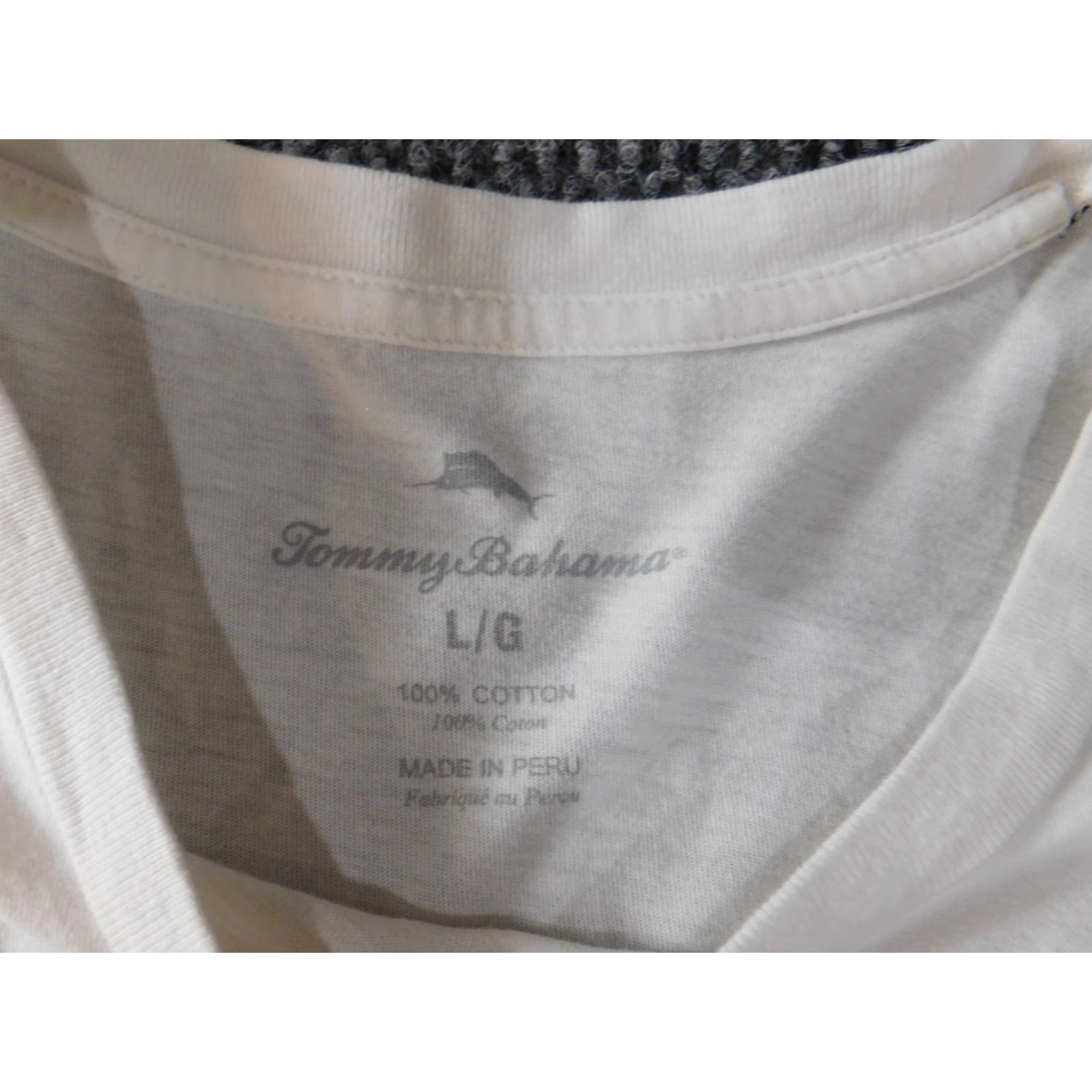 Tommy Bahama Tommy Bahama Shirt L White Marlin Mens Logo Classic Graphic Island Tropical Short Sleeve Crew Neck T-Shirt Mens Logo Vintage None Size US L / EU 52-54 / 3 - 6 Thumbnail
