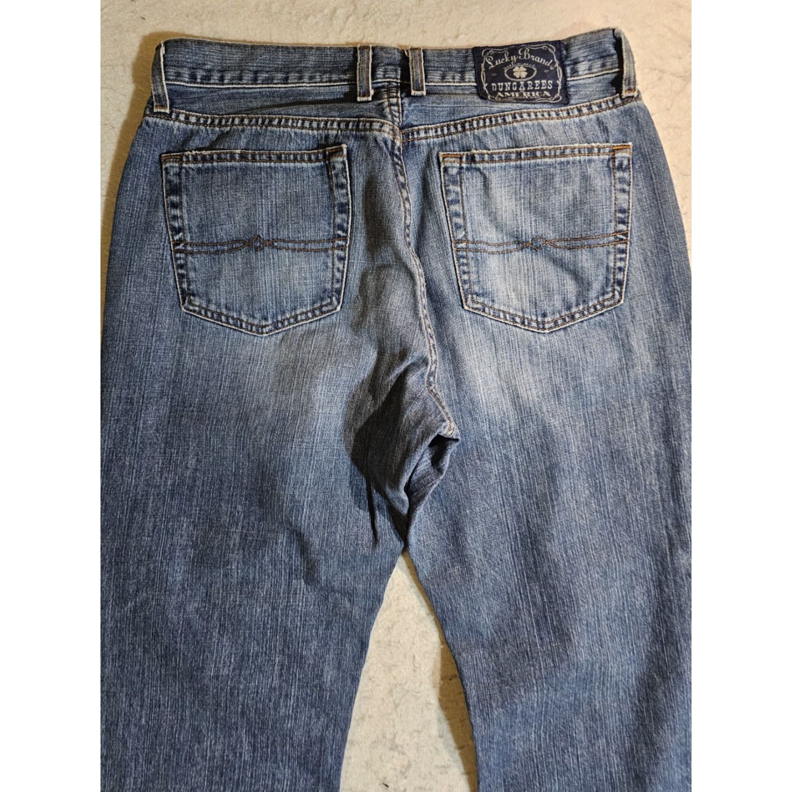 Lucky Brand VINTAGE Lucky Brand Dungarees Distressed Denim Medium Wash Mens Sz 34x29 Size US 34 / EU 50 - 4 Thumbnail