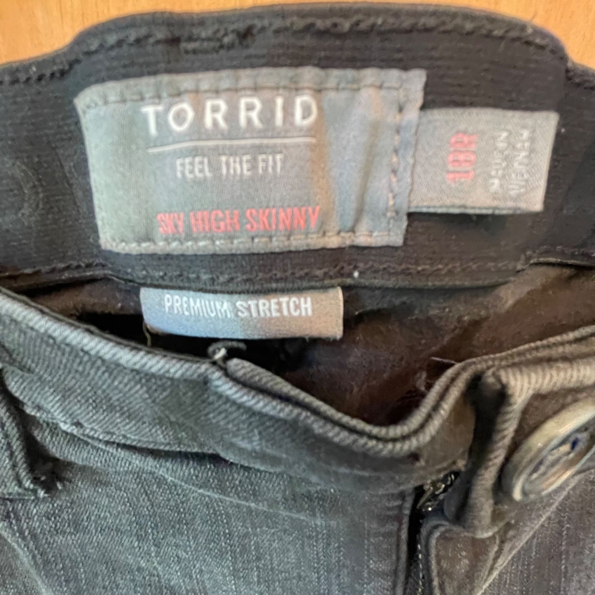 Torrid Women's Torrid Denim Jeans Stretch Distressed Ripped Size 18 Size 38" / US 16 / IT 52 - 9 Thumbnail