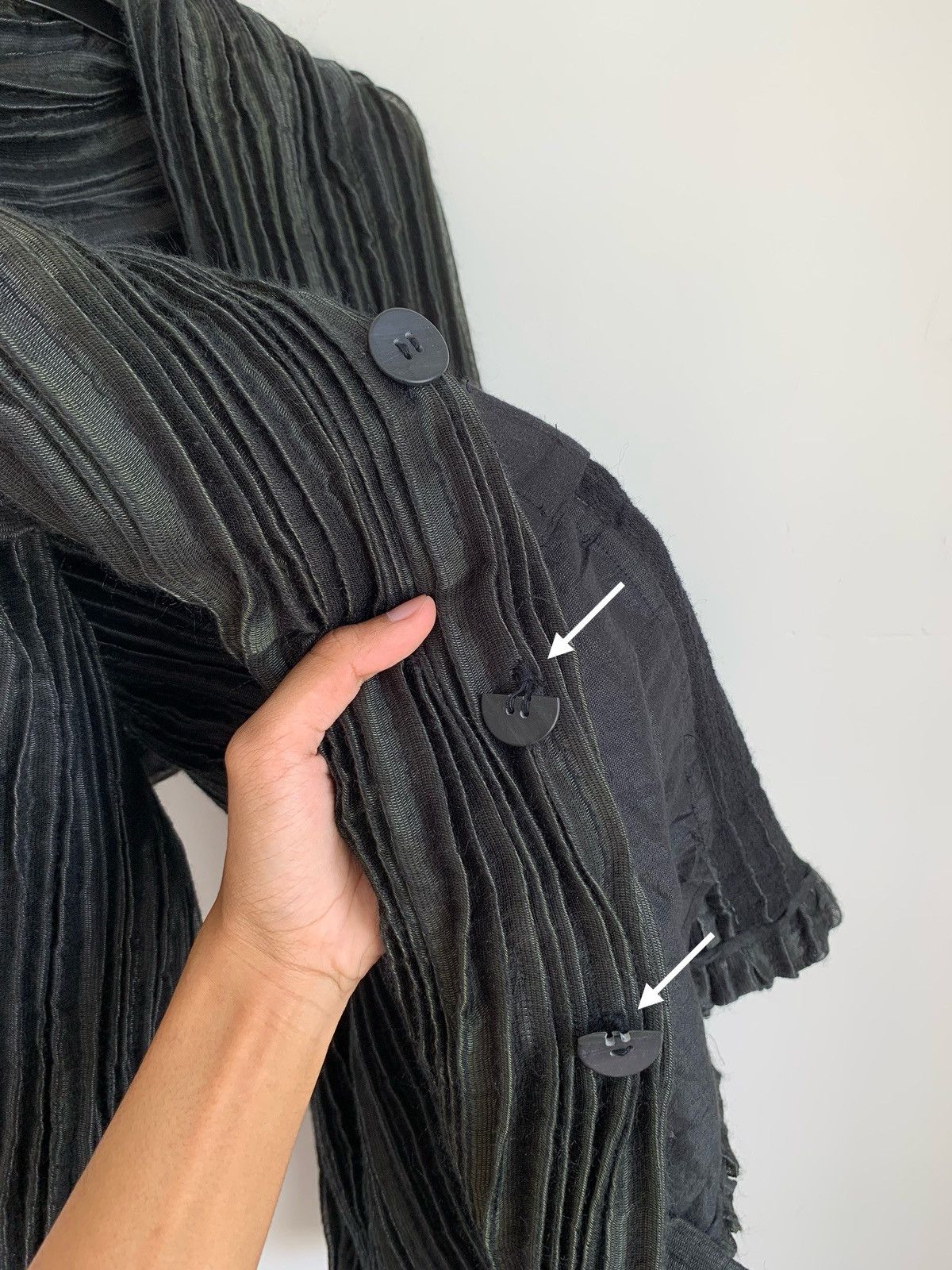 Issey Miyake Issey Miyake PERMANENTE Crease Pleated Tops Size M / US 6-8 / IT 42-44 - 16 Thumbnail
