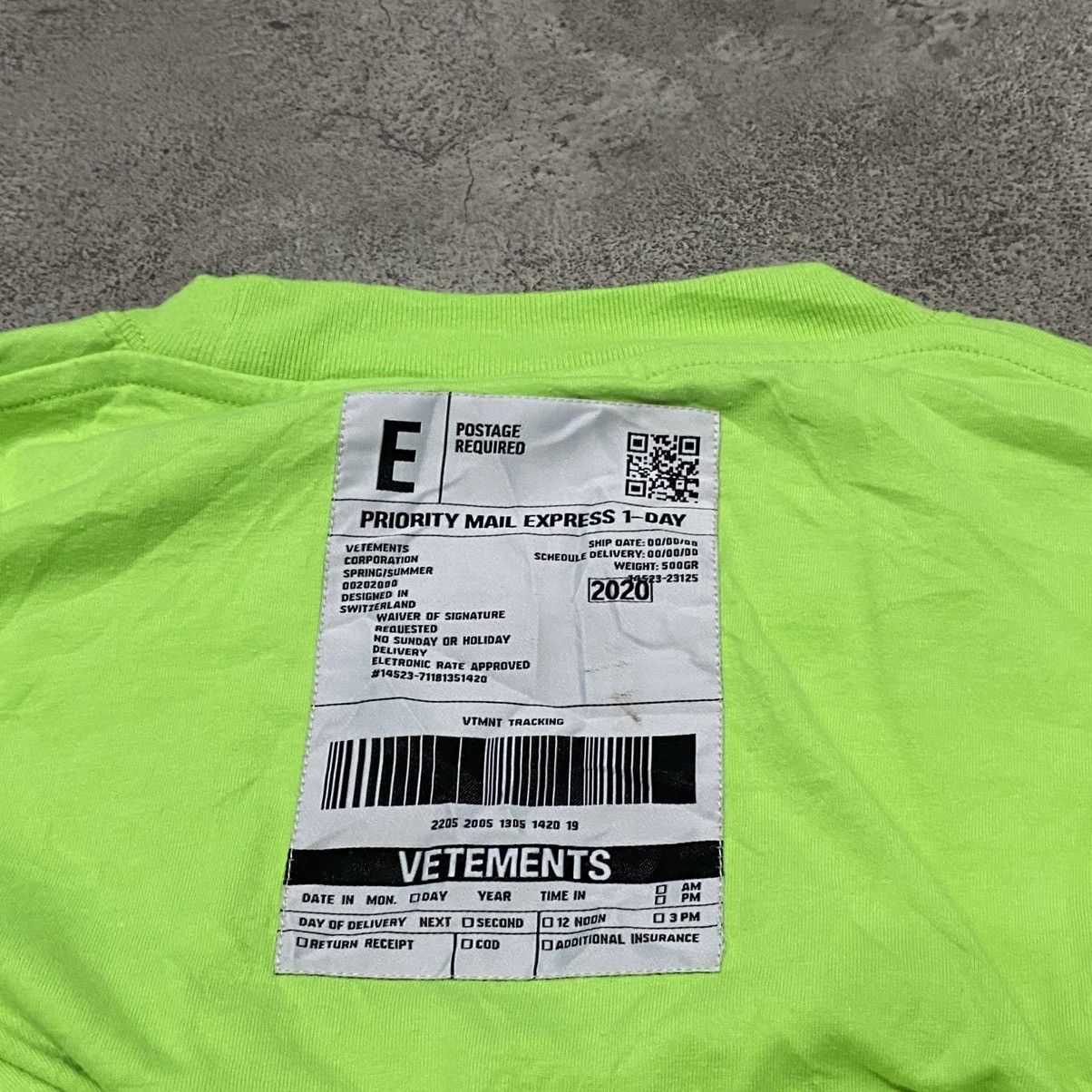 Vetements Vetements Green Postage Tee Size US S / EU 44-46 / 1 - 5 Thumbnail