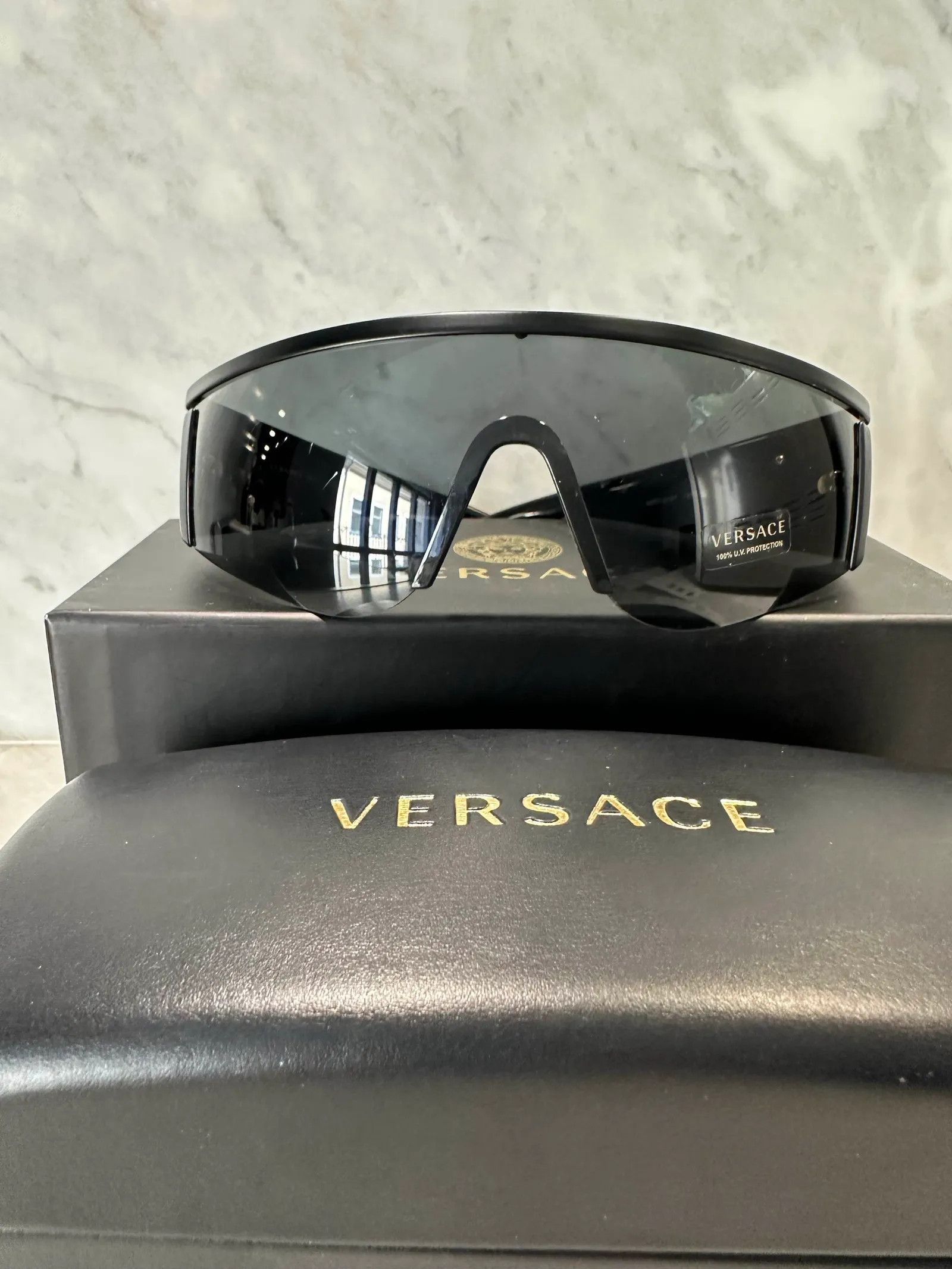 サングラス VERSACE FW24 Versace - 0VE2274 - 10027P (0VE2274 10027P) Versace 0VE2274 10027P Gold/Brown Mirror Women's Sunglasses