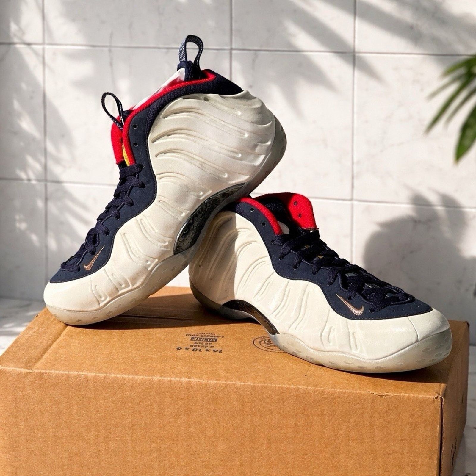 Nike Size 10.5 - Nike Air Foamposite One PRM Olympic Size US 10.5 / EU 43-44 - 2 Thumbnail