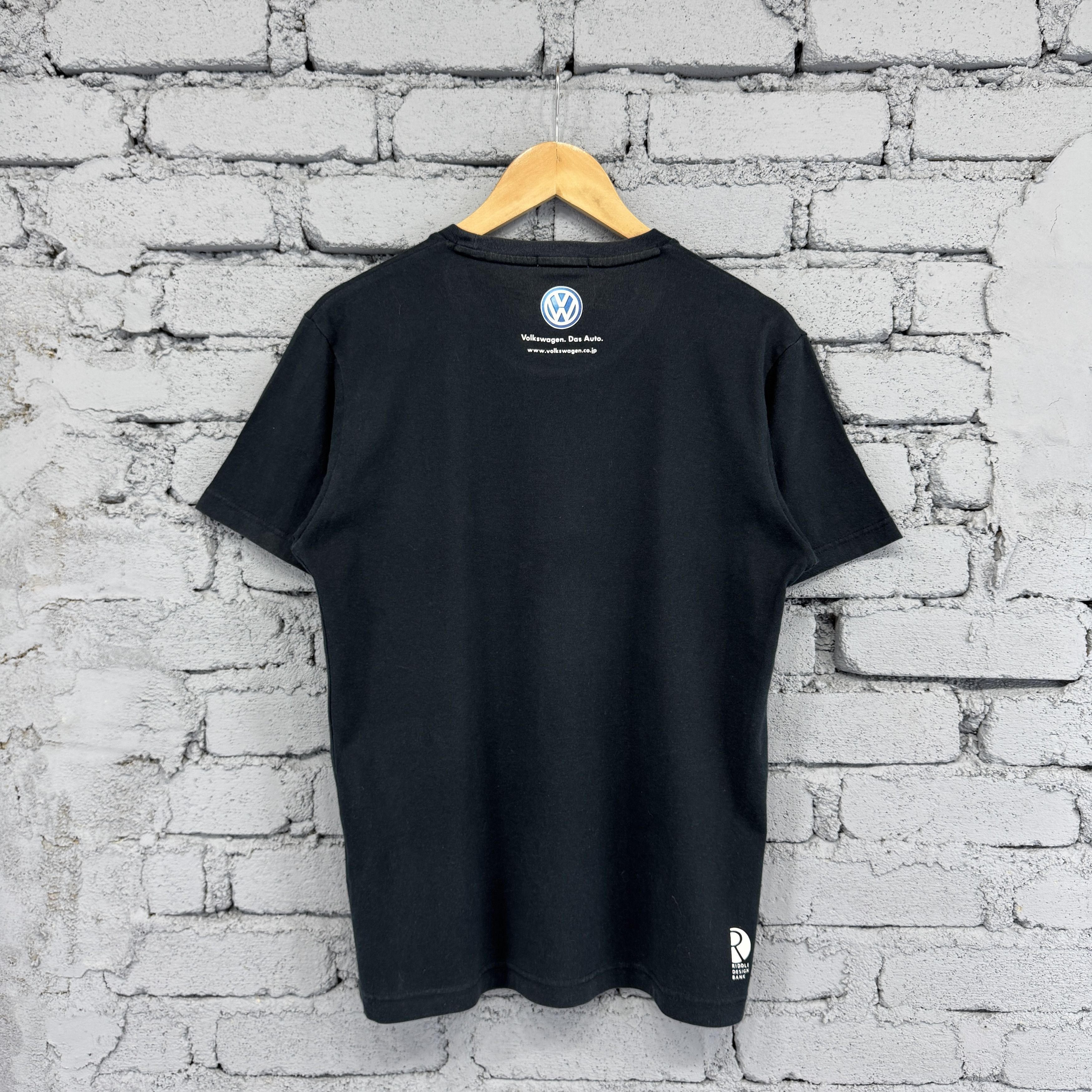 Uniqlo Uniqlo X Motosport Volkswagen Polo Tshirt Size US M / EU 48-50 / 2 - 2 Thumbnail