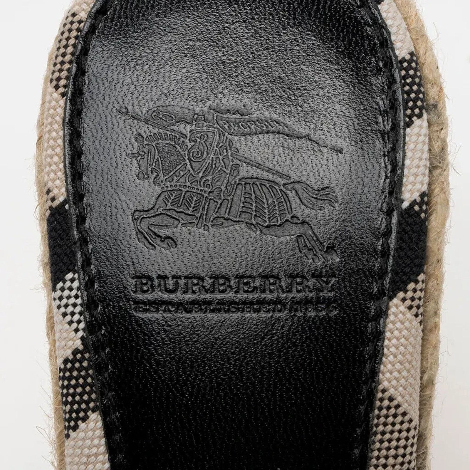Burberry BURBERRY BLACK PATENT LEATHER CHECK ESPADRILLE SANDALS 40 Size US 10 / IT 40 - 4 Thumbnail