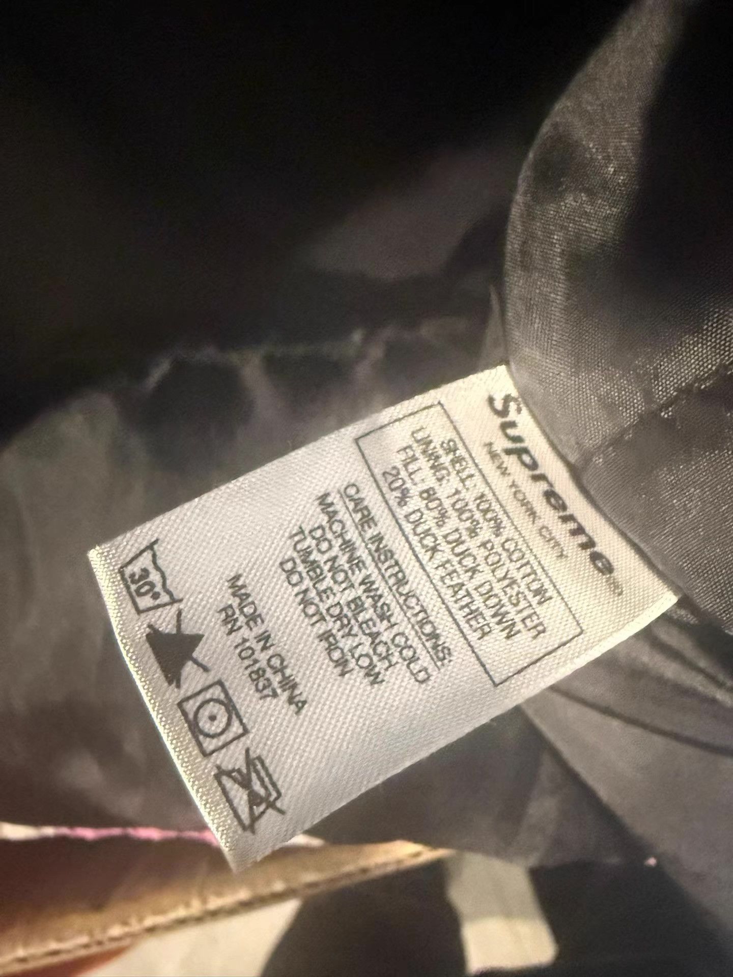 Supreme Supreme Casino Down Jacket Ｑ20 Size US XL / EU 56 / 4 - 4 Thumbnail