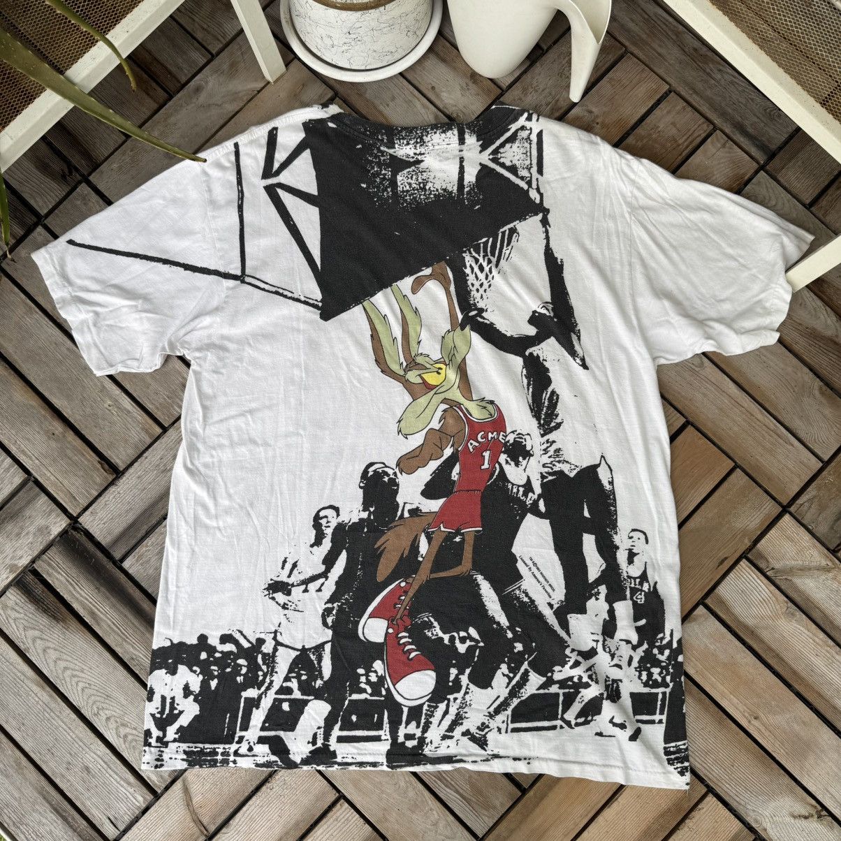 Cartoon Network Vintage 90’s Acme OVP Coyote Basketball T-shirt - Large Size US L / EU 52-54 / 3 - 7 Thumbnail