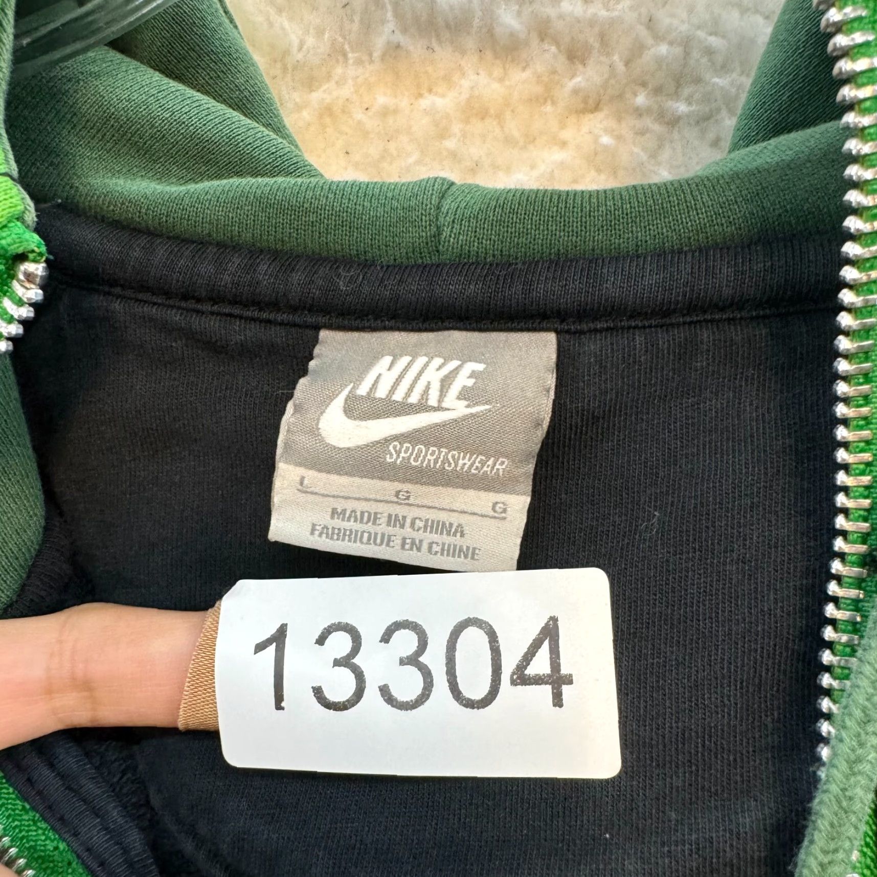 Nike Y2K Vintage Nike Hoodie Sweatshirt Sweater Jacket L Large Green Black Skater Mens Size US L / EU 52-54 / 3 - 8 Thumbnail