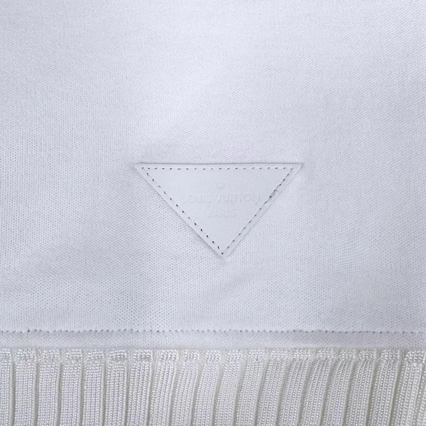 Louis Vuitton LV gradient crayon graffiti monogram short sweatshirt M Size US M / EU 48-50 / 2 - 6 Thumbnail