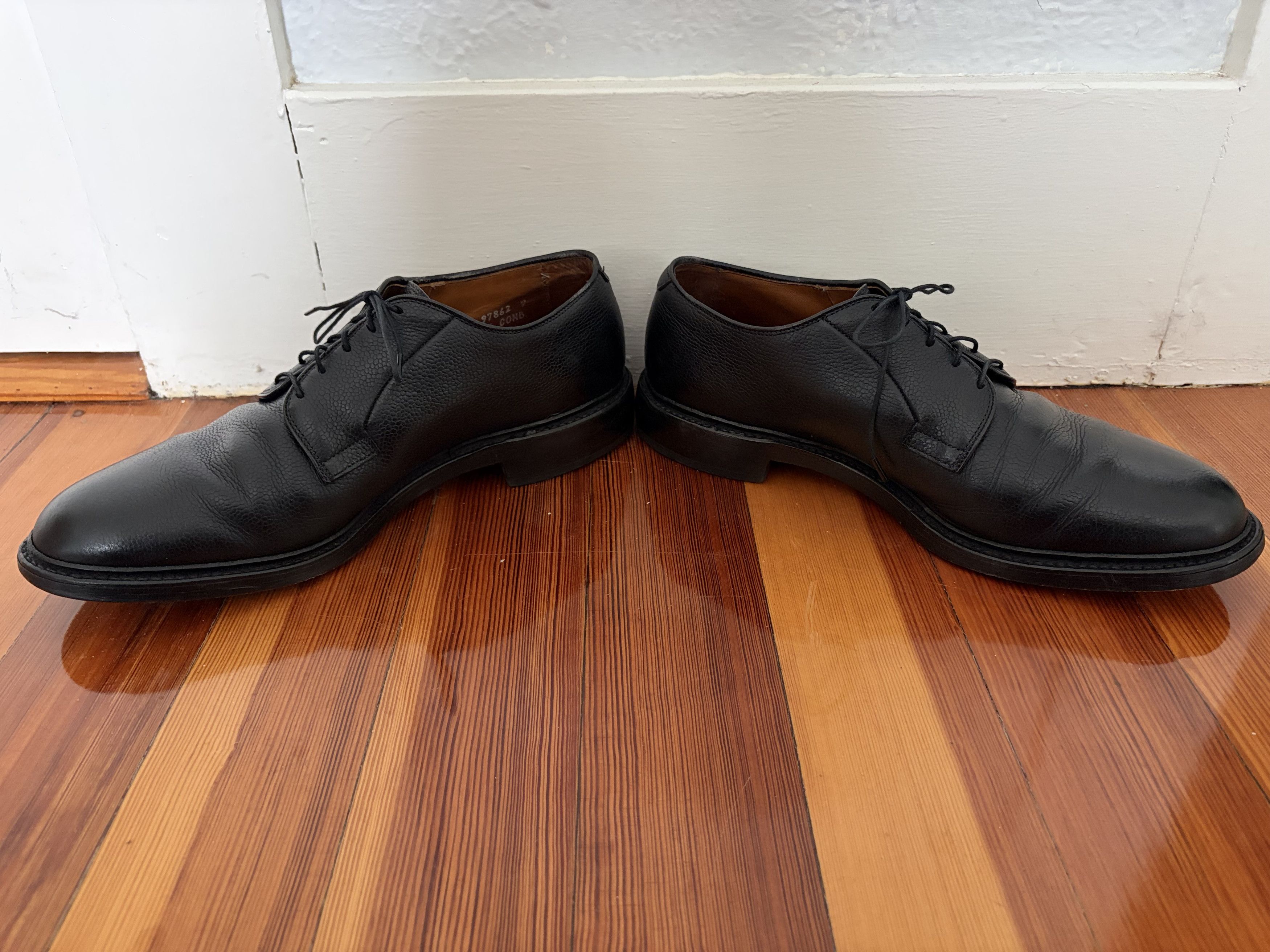 Allen Edmonds Leeds blucher in grained leather Size US 10.5 / EU 43-44 - 4 Thumbnail