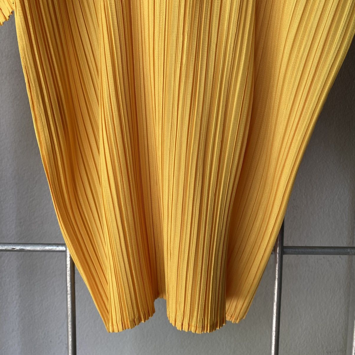 Pleats Please Issey Miyake Pleats Please Issey Miyake Sunshine Pleated Yellow Shirt Size M / US 6-8 / IT 42-44 - 11 Thumbnail