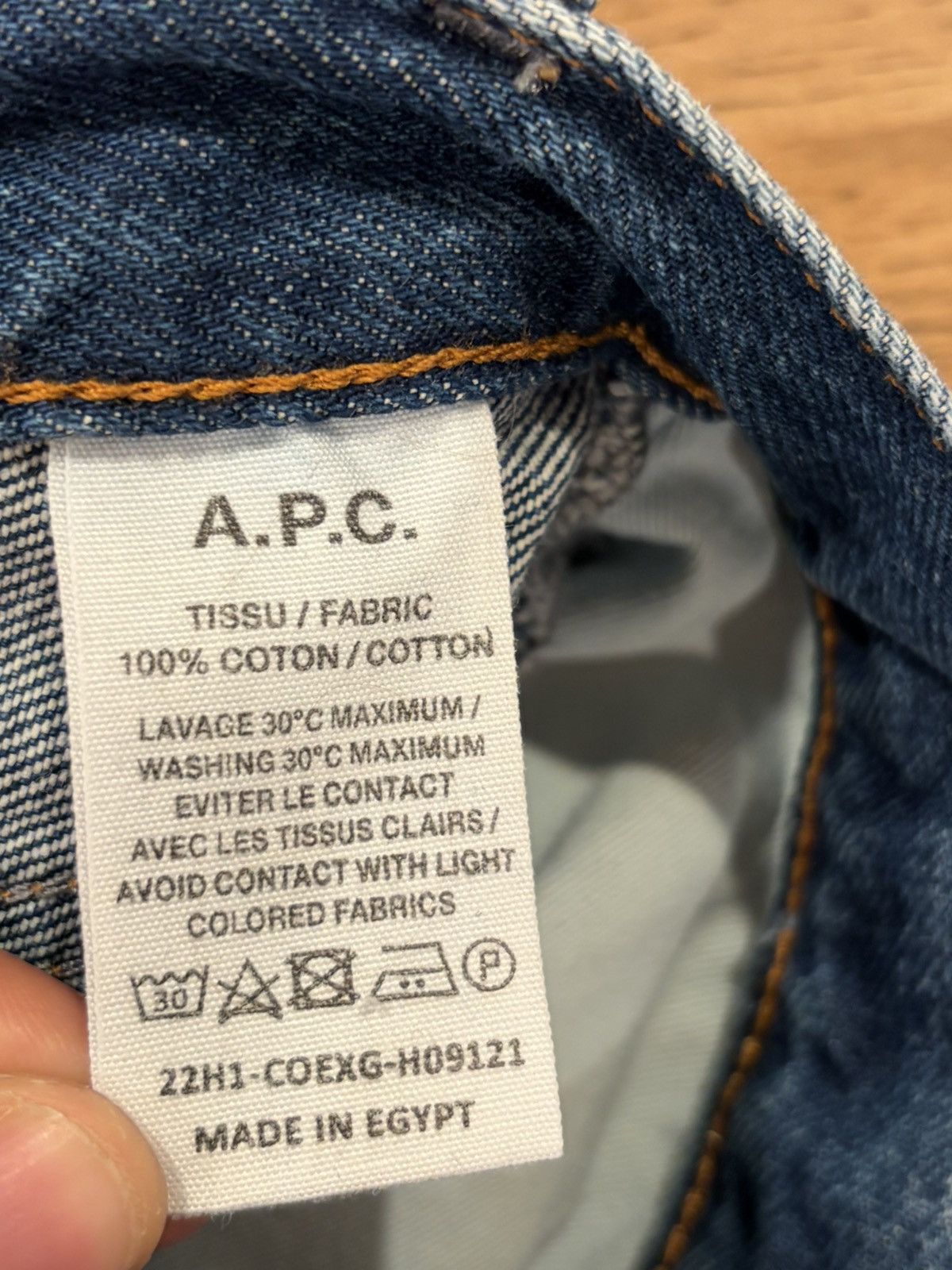 A.P.C. A.P.C. “Martin” Jeans “90s style straight” size 32 Size US 32 / EU 48 - 4 Thumbnail