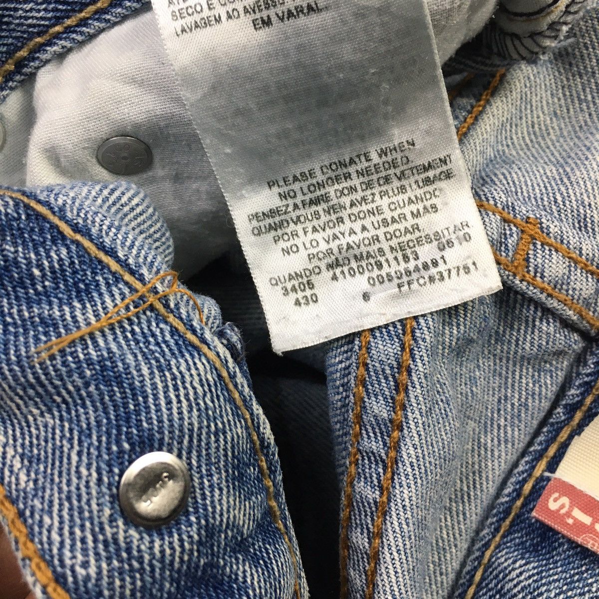 Levi's × Vintage Levis 505 Straight Fit Light Blue Jeans Size US 35 - 9 Thumbnail