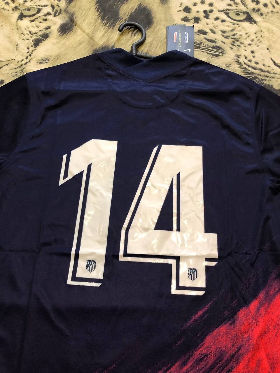 Nike Nike Football Shirt Atletico Madrid Home Soccer jersey Size US L / EU 52-54 / 3 - 15 Thumbnail