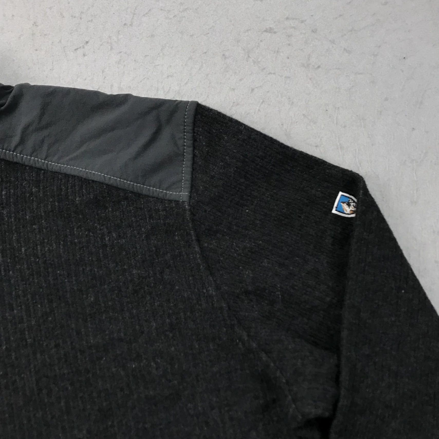 Vintage Kuhl Mens Sweater Pullover 1/4 Zip Gray Fleece M Winter Outdoor Hiking Logo Embroidered Zipper Classic Nature Regular Size: M Mens Size US M / EU 48-50 / 2 - 3 Thumbnail