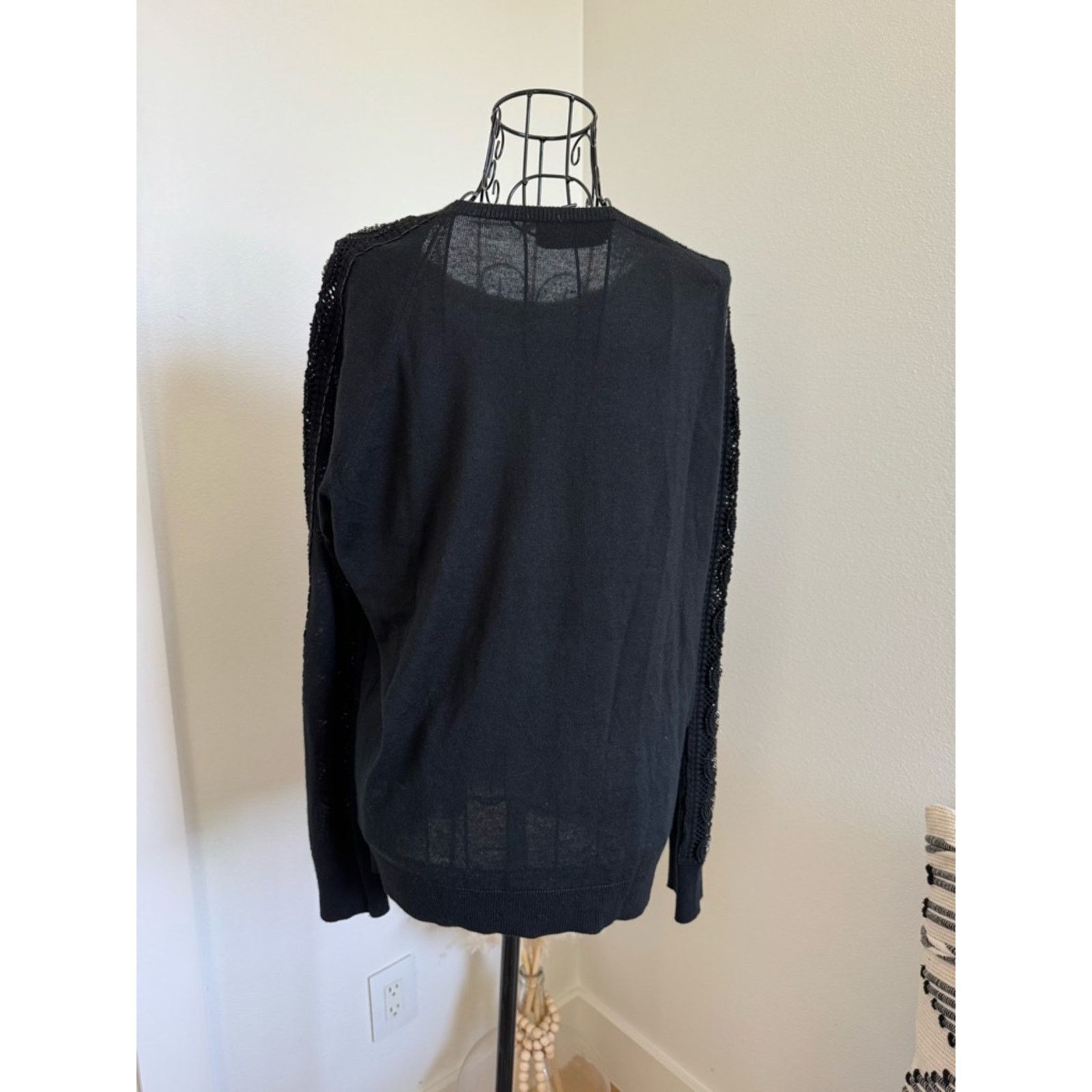 Magaschoni Magaschoni Black Knit Crewneck Silk Cashmere Beaded Sweater Size M / US 6-8 / IT 42-44 - 7 Thumbnail