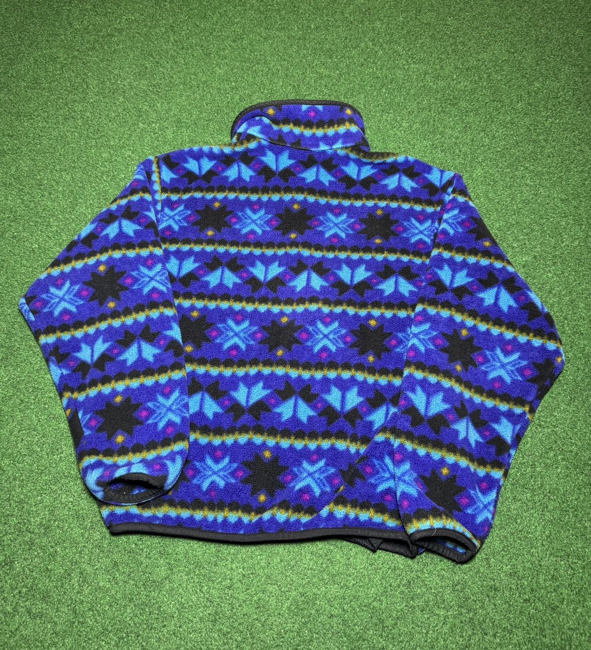 L.L. Bean Vintage L.L. Bean Aztec Snowflake Fleece Synchila Sweatshirt Size S / US 4 / IT 40 - 6 Thumbnail