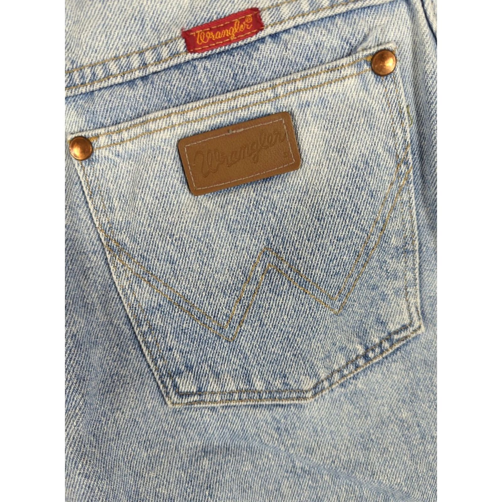 Wrangler VINTAGE Wrangler Shorts Women's 9 Denim Blue 90s Western 5-Pocket Wrangler Brand Regular Mom Rise See Pictures US Made XS? Size 30" / US 8 / IT 44 - 2 Thumbnail