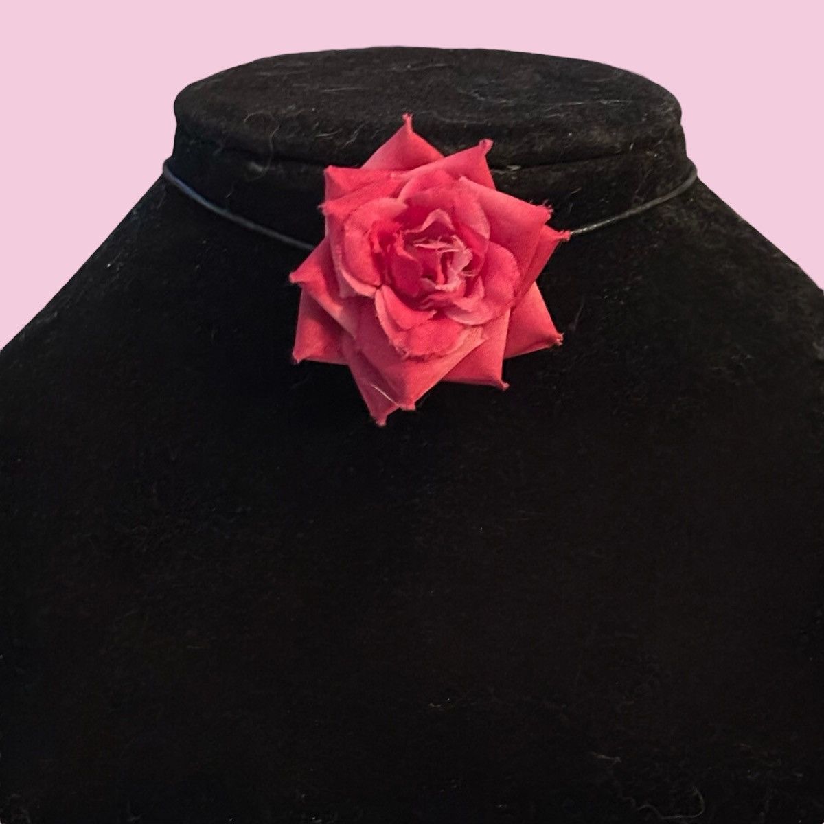 Other Pink silk rose cord choker necklace Size ONE SIZE - 1 Thumbnail