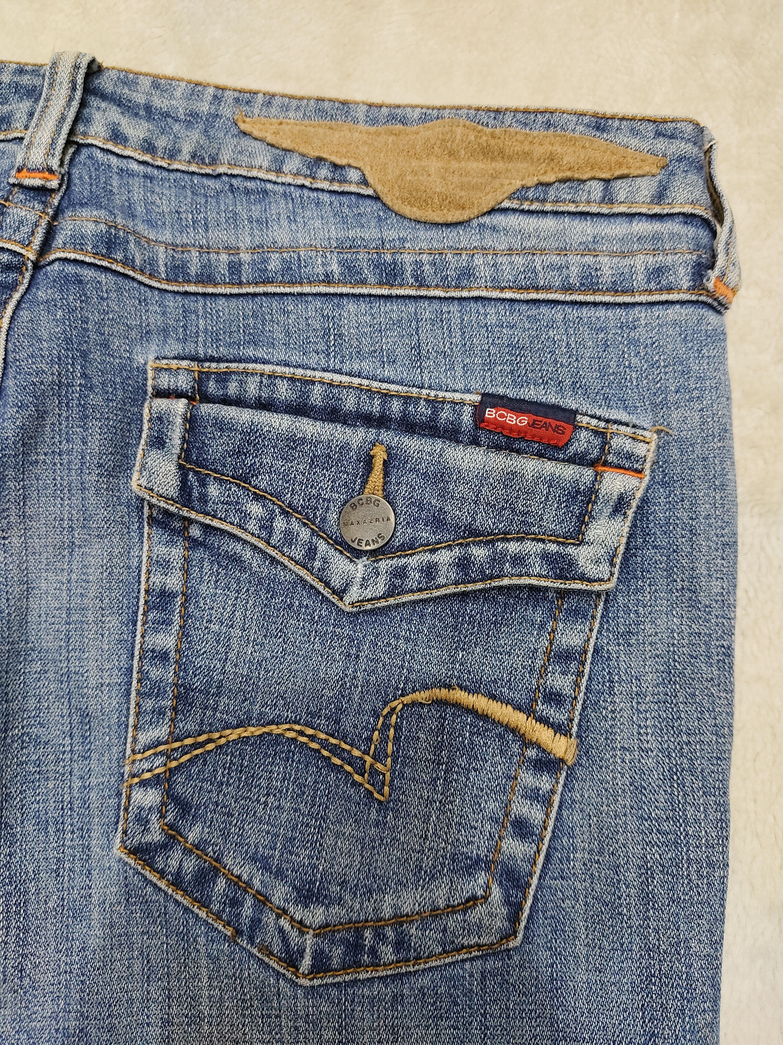 Bcbgmaxazria BCBG Maxazria❤️‍🔥Y2K Parisian Chic Distressed Flare Jeans Size 30" / US 8 / IT 44 - 5 Thumbnail