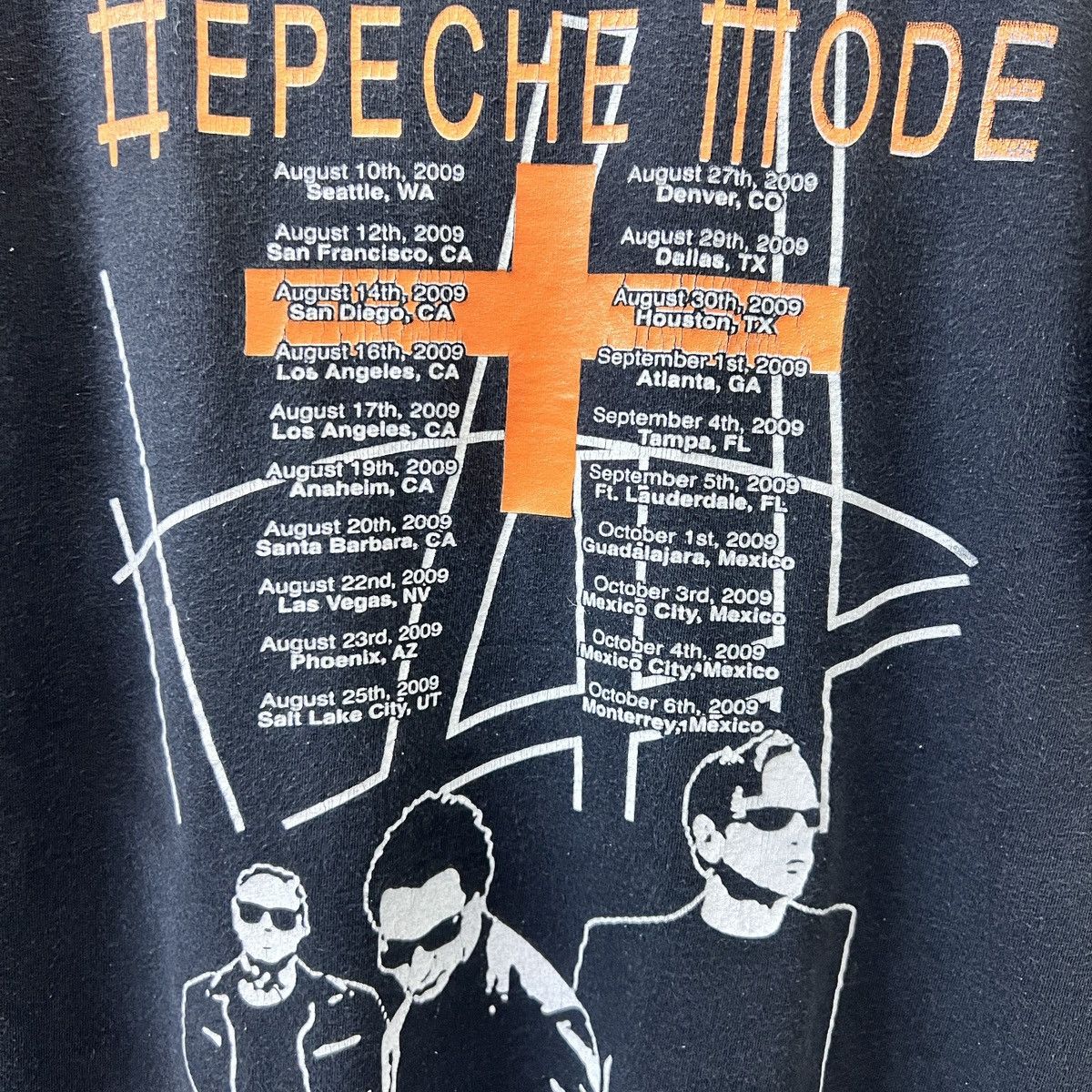 Band Tees VTG DEPECHE MODE TOUR OF THE UNIVERSE Size US M / EU 48-50 / 2 - 5 Thumbnail