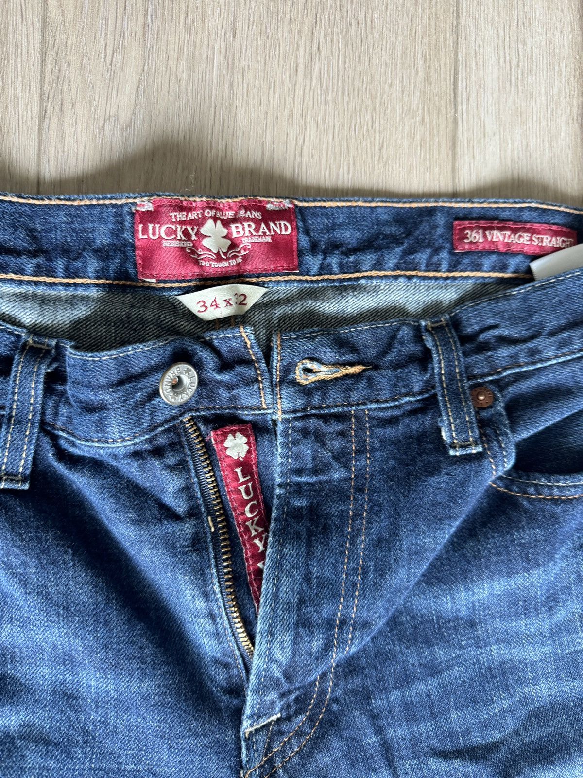 Lucky Brand 361 Relaxed Straight Lucky Brand Dark Wash Jeans Size US 34 / EU 50 - 2 Thumbnail