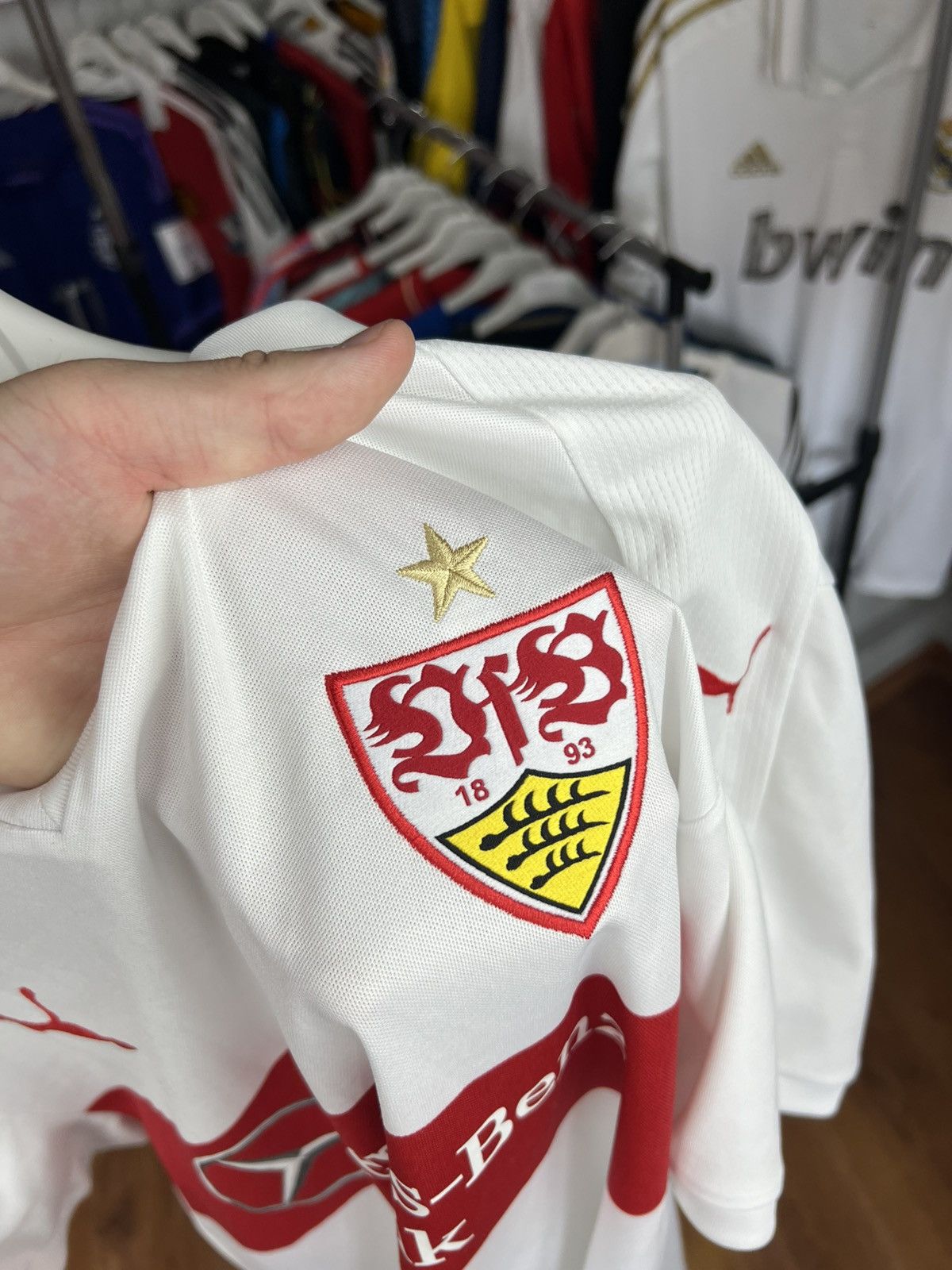 Puma Soccer Jersey Puma Stuttgart 2015/16 Ginczek #33 Size US XL / EU 56 / 4 - 3 Thumbnail
