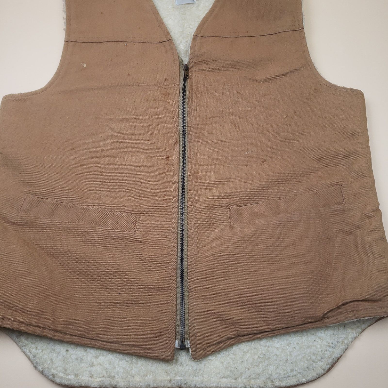 Carhartt Vintage 90s Carhartt Vest Fur Sherpa Distressed XL USA LT Size US L / EU 52-54 / 3 - 4 Thumbnail
