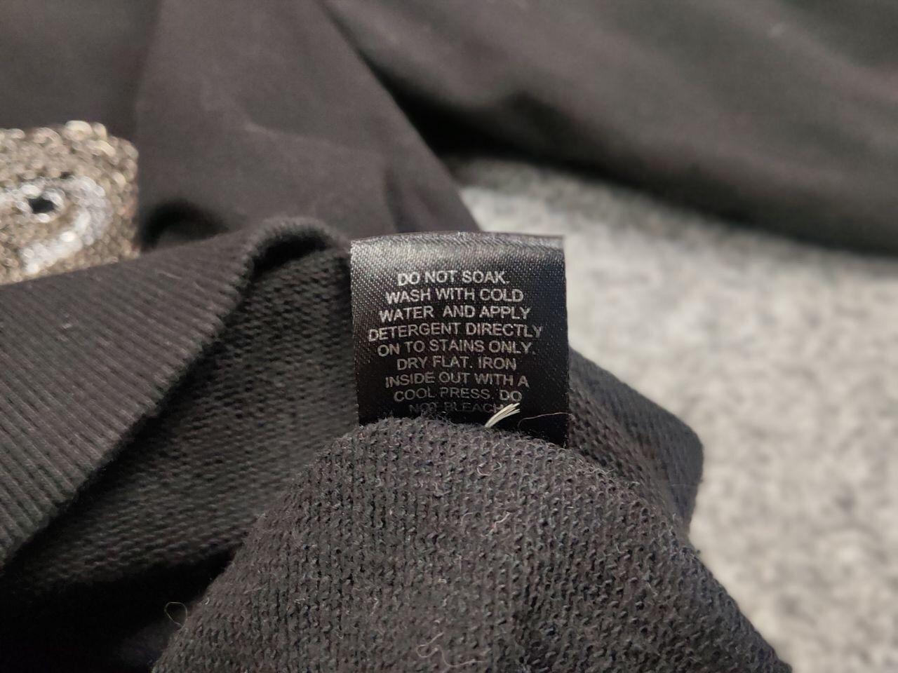 Neiman Marcus Markus Lupfer Design Embroidered paper clip logo Sweatshirt Size US S / EU 44-46 / 1 - 18 Thumbnail