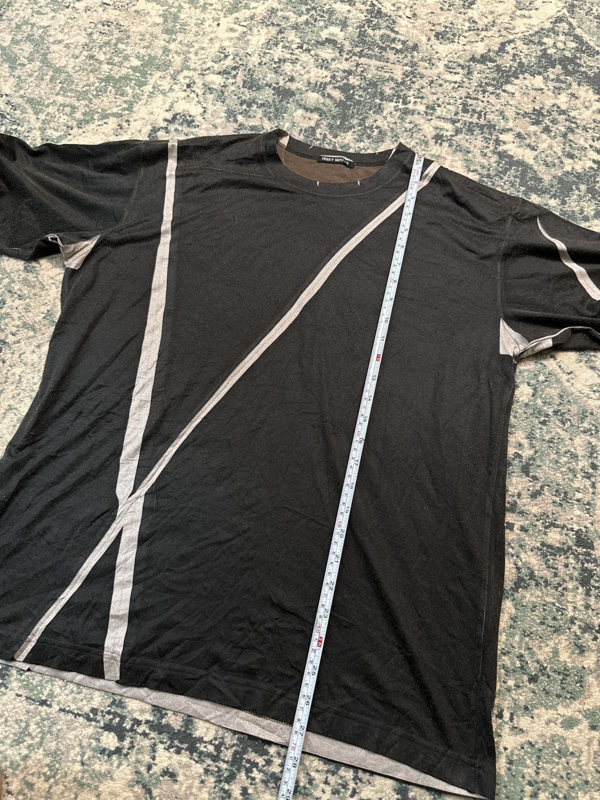 Issey Miyake SS04 Issey Miyake Curved Tape Line T-Shirt Size US M / EU 48-50 / 2 - 15 Thumbnail