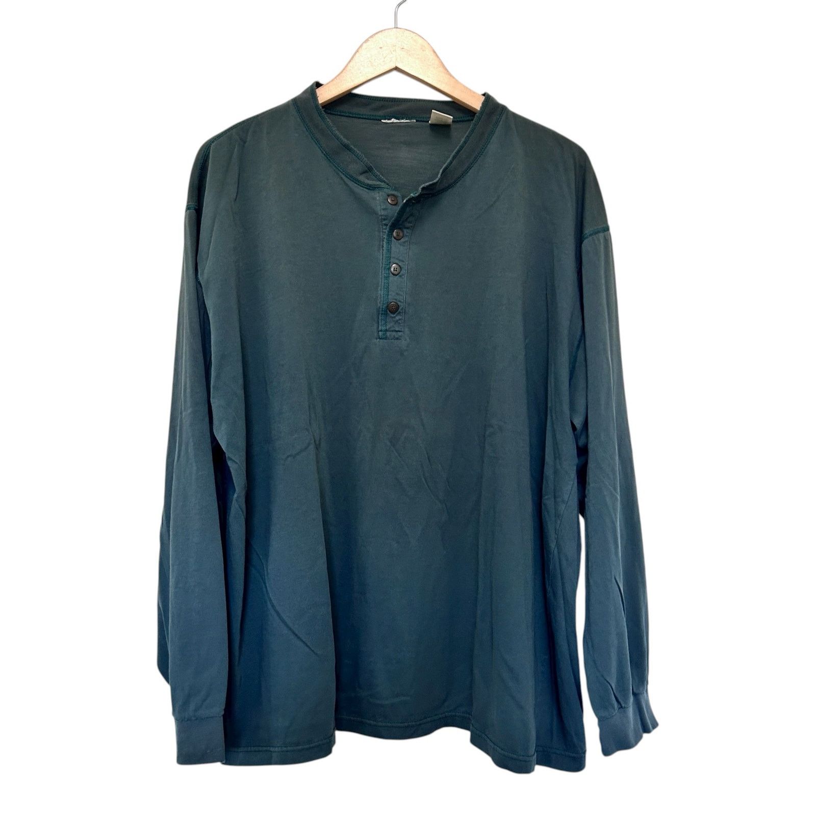 L.L. Bean Vintage LL Bean Green Long Sleeve Henley Sz XLT Size US XL / EU 56 / 4 - 1 Thumbnail