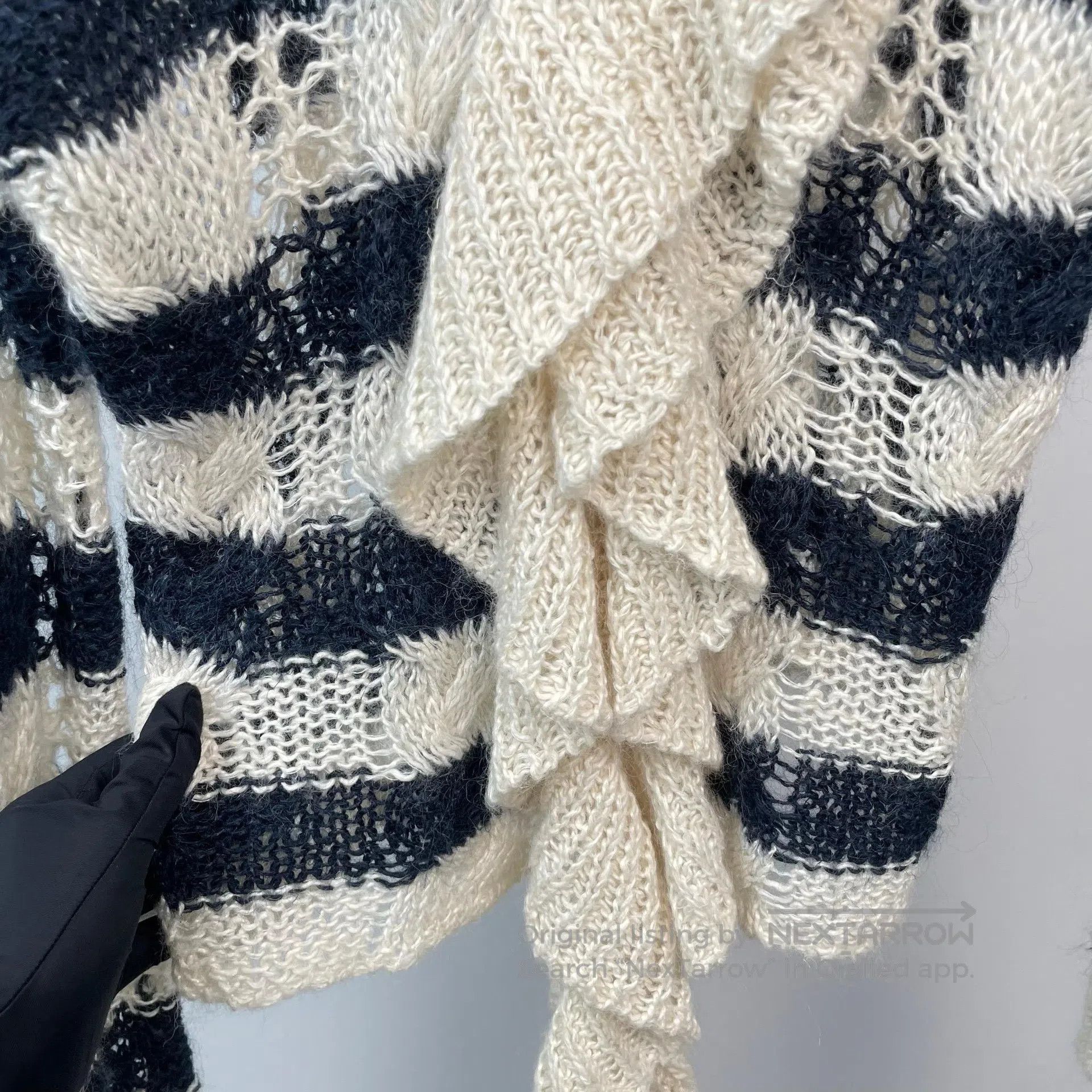 Dior Dior Black and White Striped V Neck Long Sleeve Knit Cardi Size XS / US 0-2 / IT 36-38 - 7 Thumbnail
