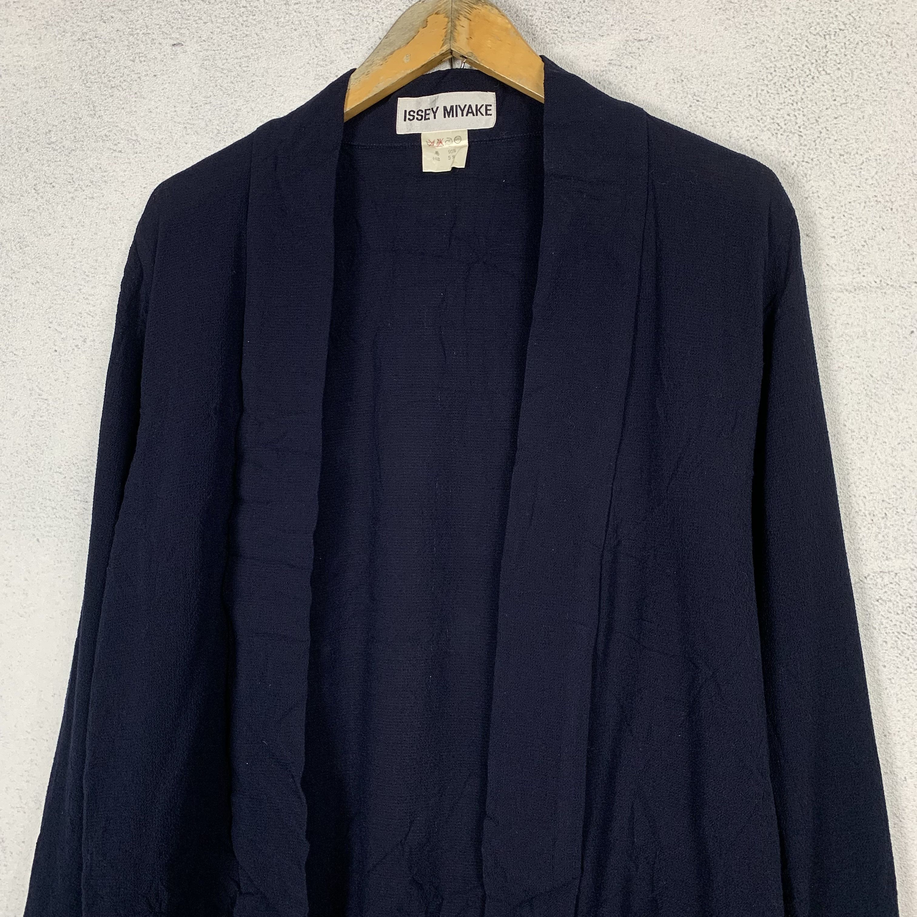 Issey Miyake Vintage Issey Miyake Top Outer Shirt Size L / US 10 / IT 46 - 2 Thumbnail