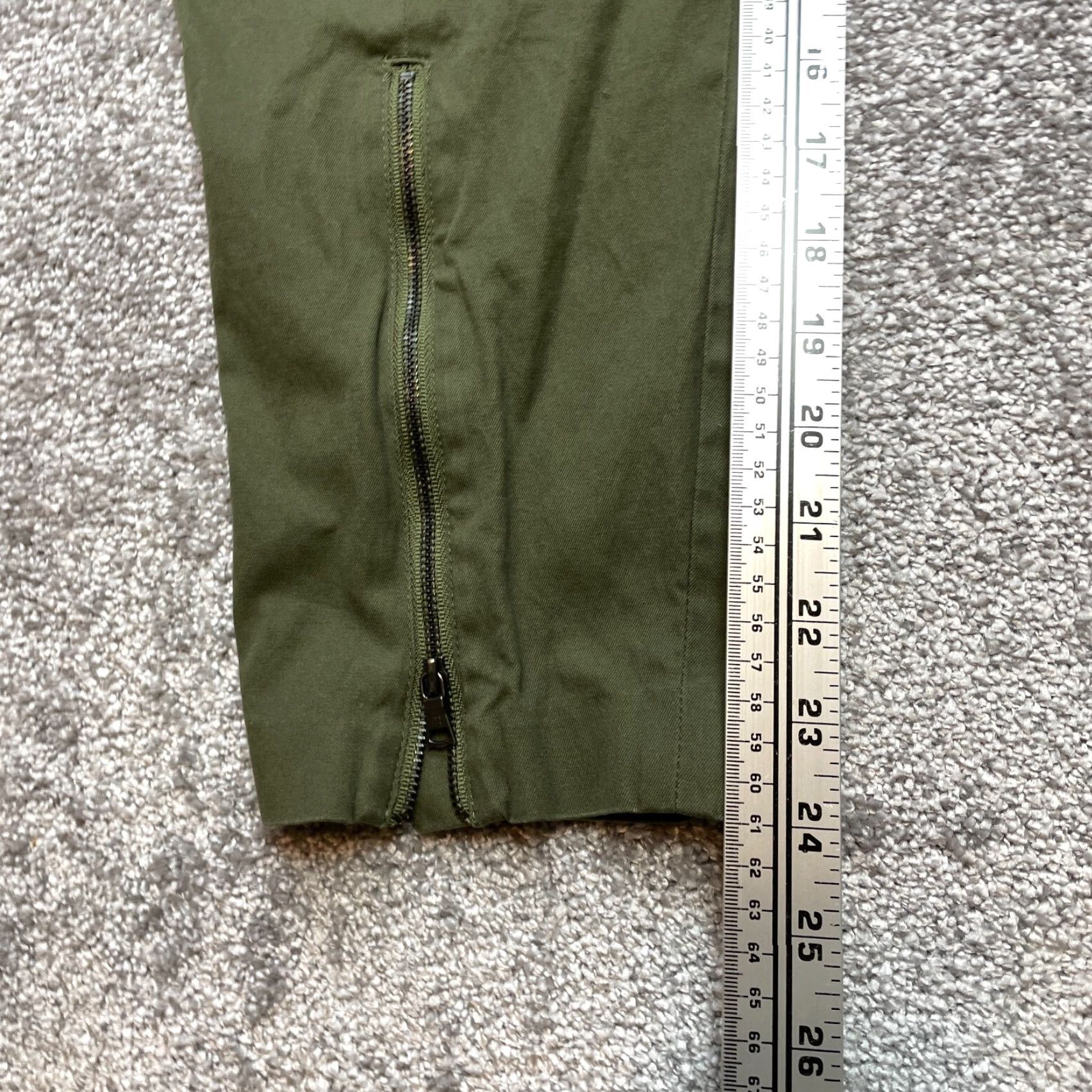 Banana Republic BCBGMAXAZRIA Ankle Pants Womens S Green 28x24 Ankle Zip Cotton Slacks Ladies Pants Size 28" / US 6 / IT 42 - 4 Thumbnail