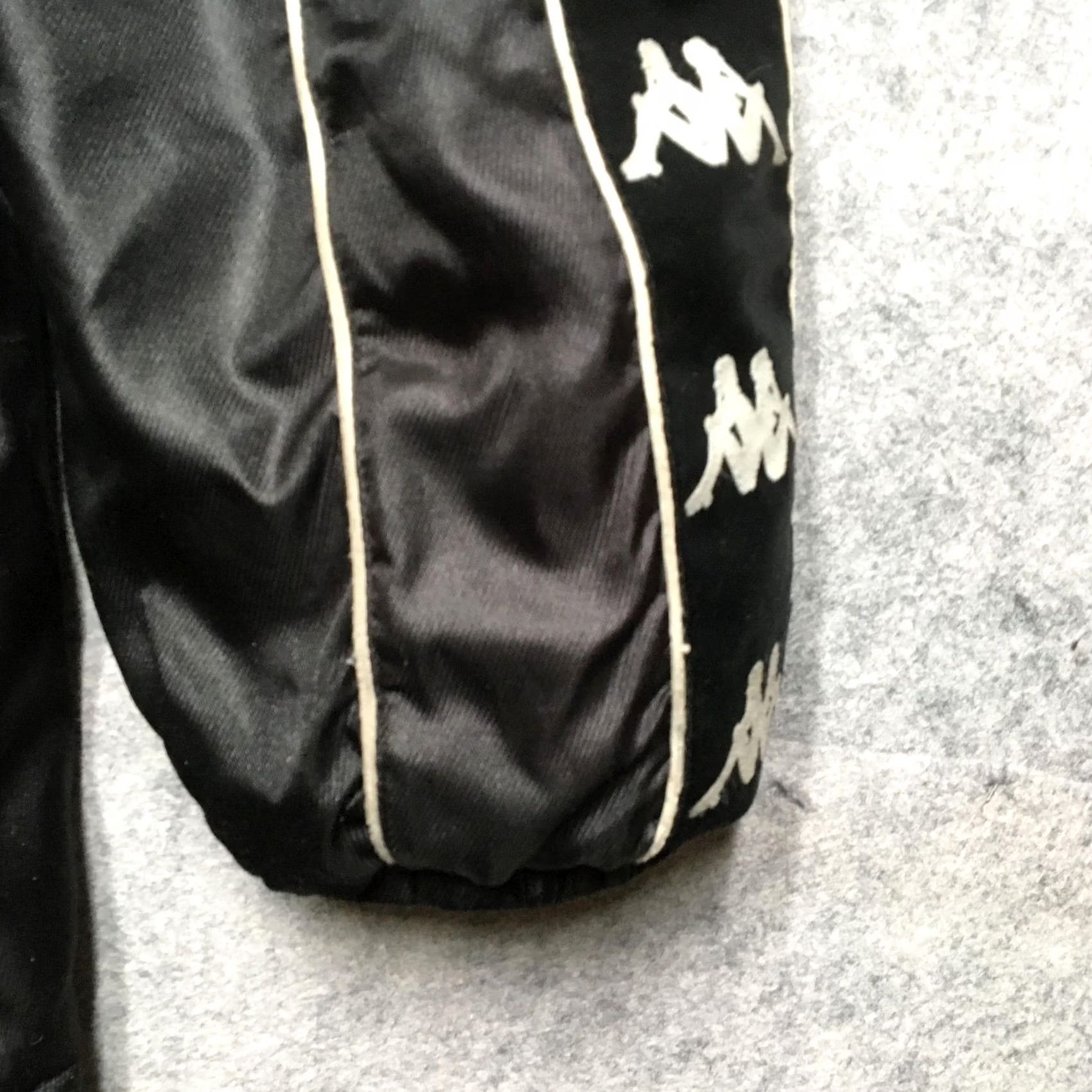 Kappa VINTAGE Kappa Track Jacket Mens M Black Nylon Puffer Logo Tape 90s Coat Sanctioned Zip Front Size US M / EU 48-50 / 2 - 2 Thumbnail
