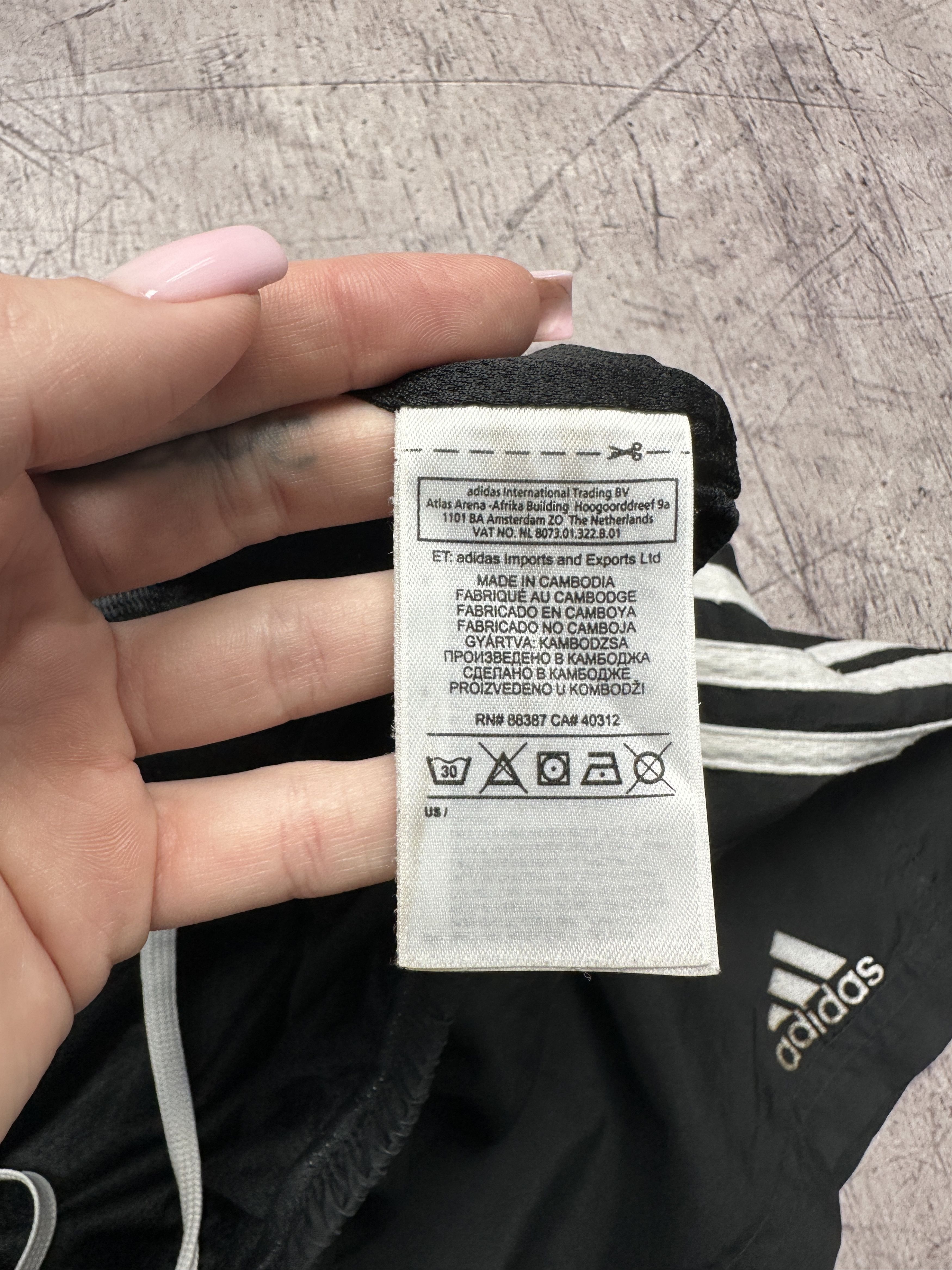 Adidas Adidas Mens Nylon Shorts Size US 34 / EU 50 - 7 Thumbnail