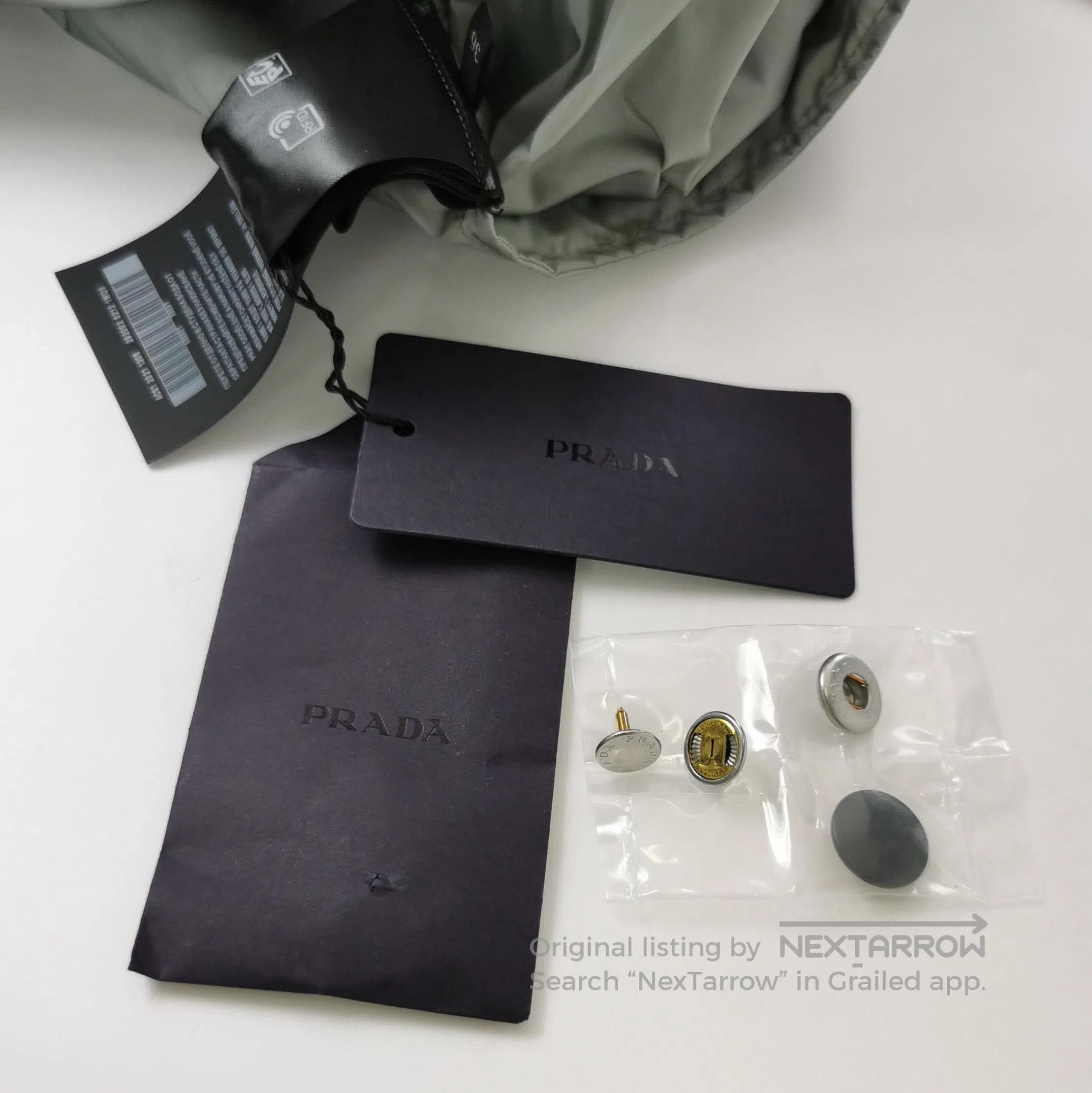 Prada Prada Triangle Logo Hooded Cape in Gray . Size XXS / US 00 / IT 34 - 2 Thumbnail