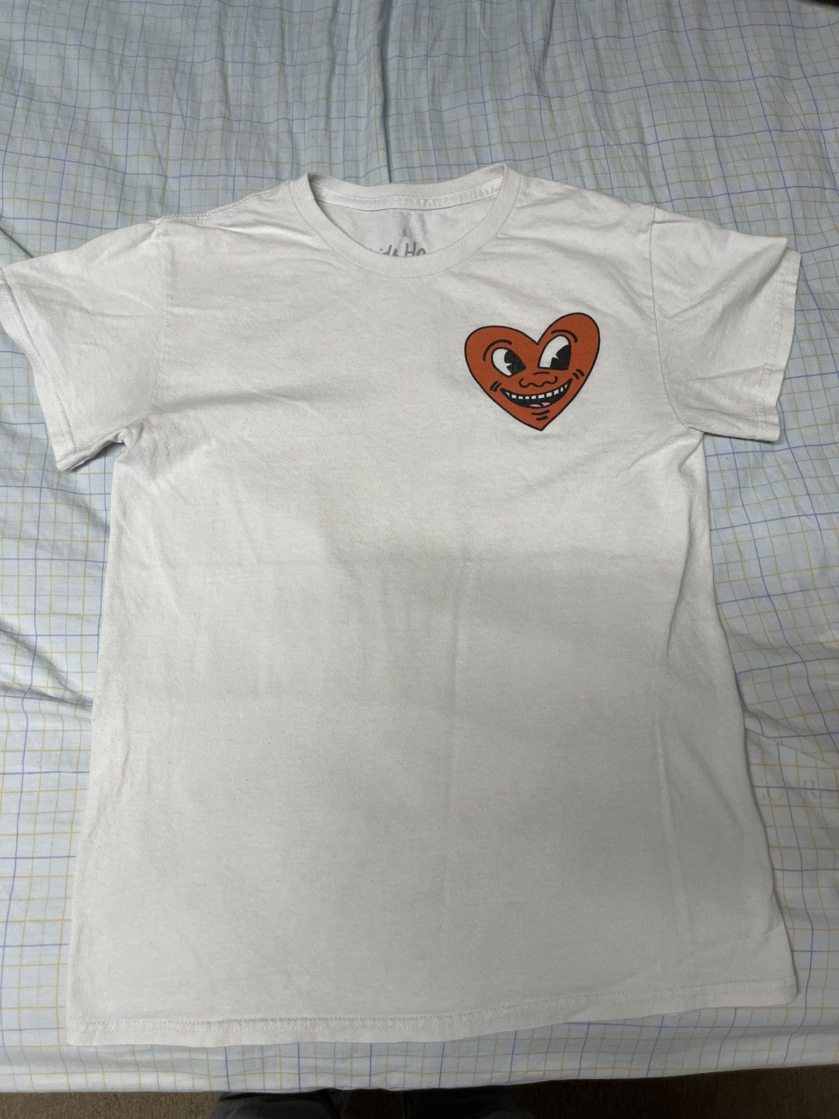 Band Tees × Vintage White and Red Heart Vintage Tee Size US S / EU 44-46 / 1 - 1 Thumbnail