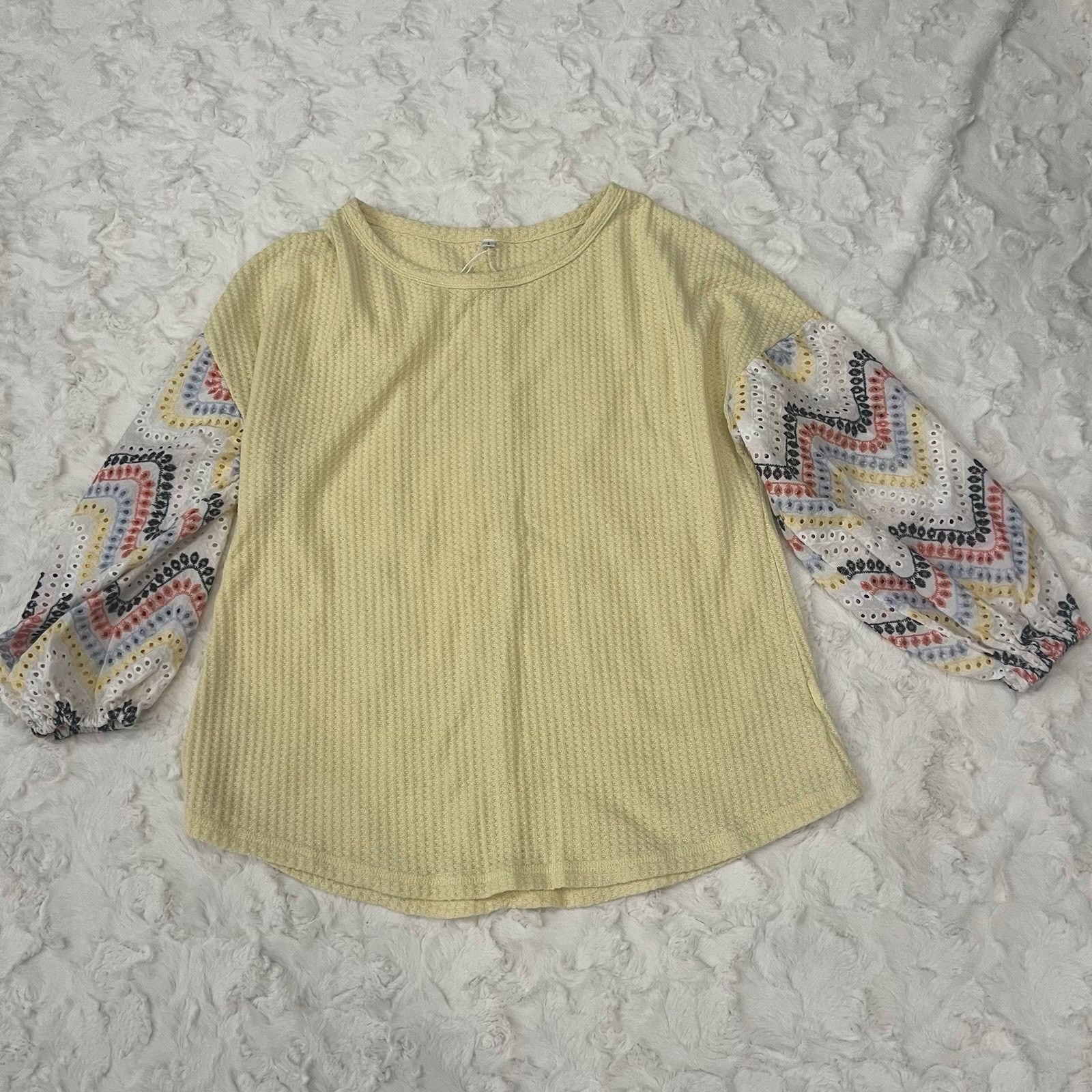 Other Women Yellow Pullover Blouse 3/4 Embroidered Sleeves Size L Size L / US 10 / IT 46 - 1 Thumbnail
