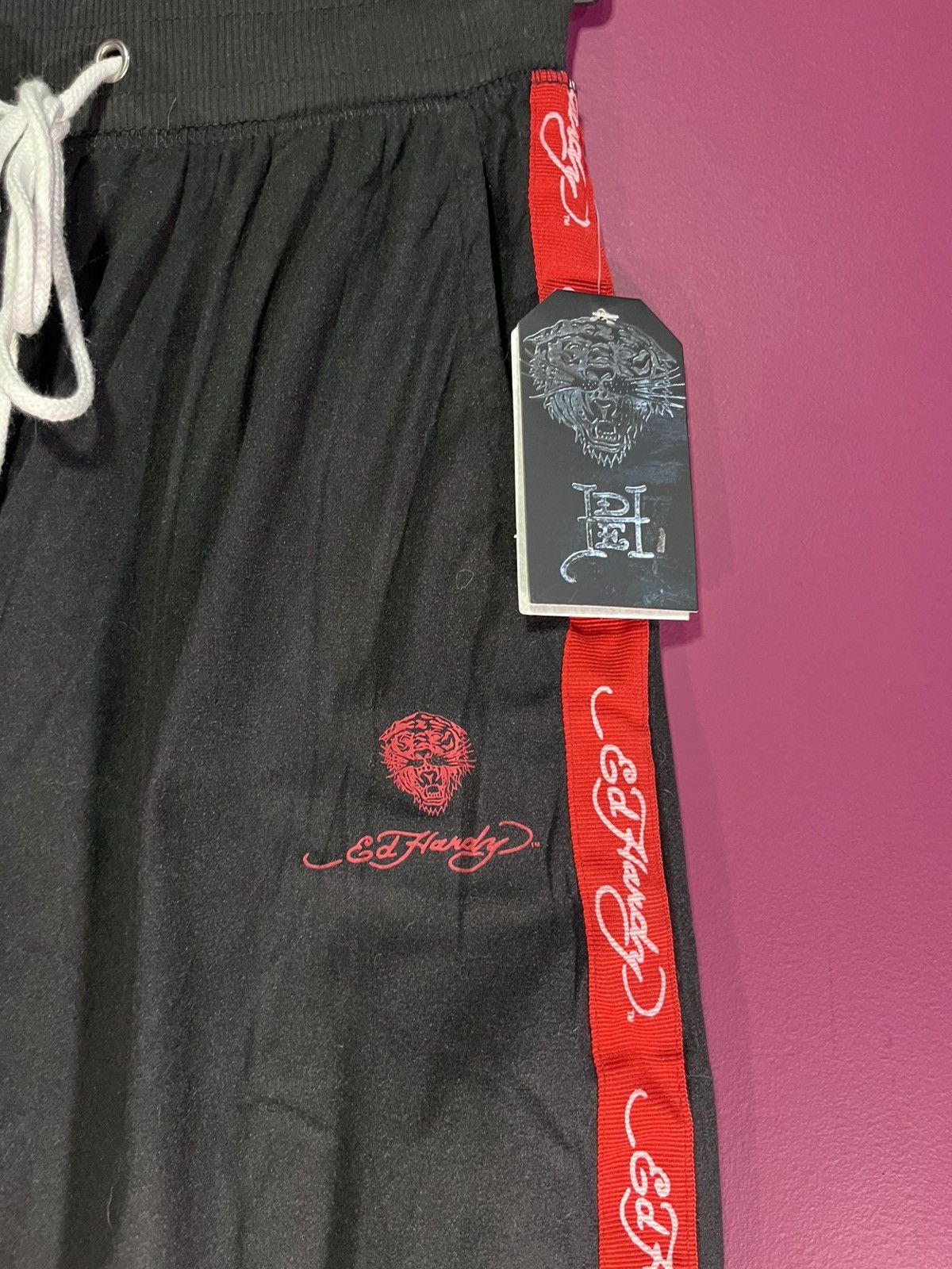 Ed Hardy Brand new ed hardy sweatpants Size US 32 / EU 48 - 2 Thumbnail
