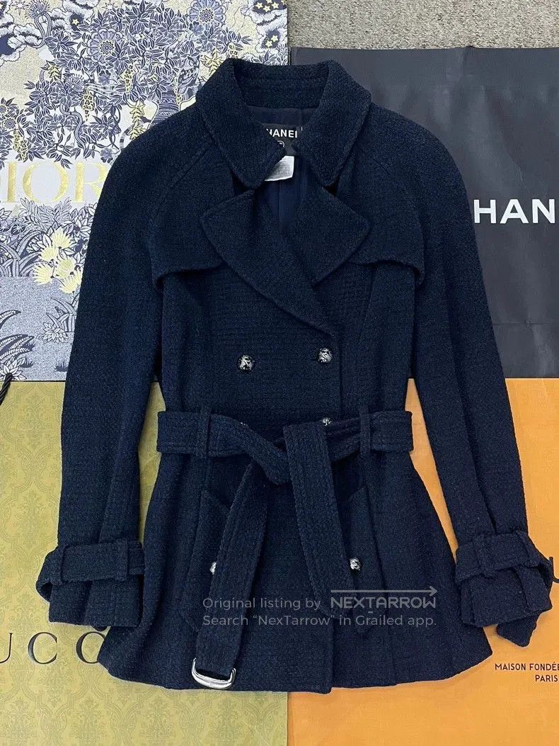 Chanel Chanel Navy Tweed Belted Coat. Size US M / EU 48-50 / 2 - 1 Thumbnail