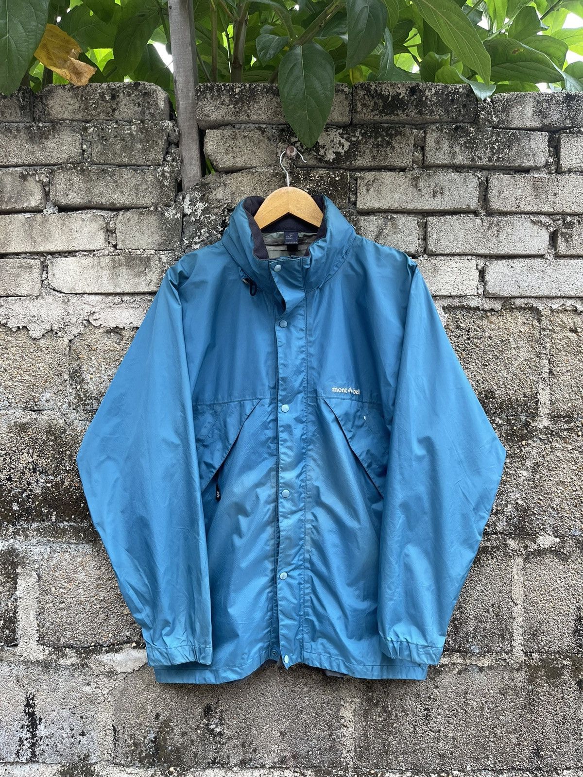 Japanese Brand × Montbell × Vintage FINAL DROP💸 VINTAGE MONTBELL GORETEX LIGHT JACKET Size US XL / EU 56 / 4 - 1 Thumbnail