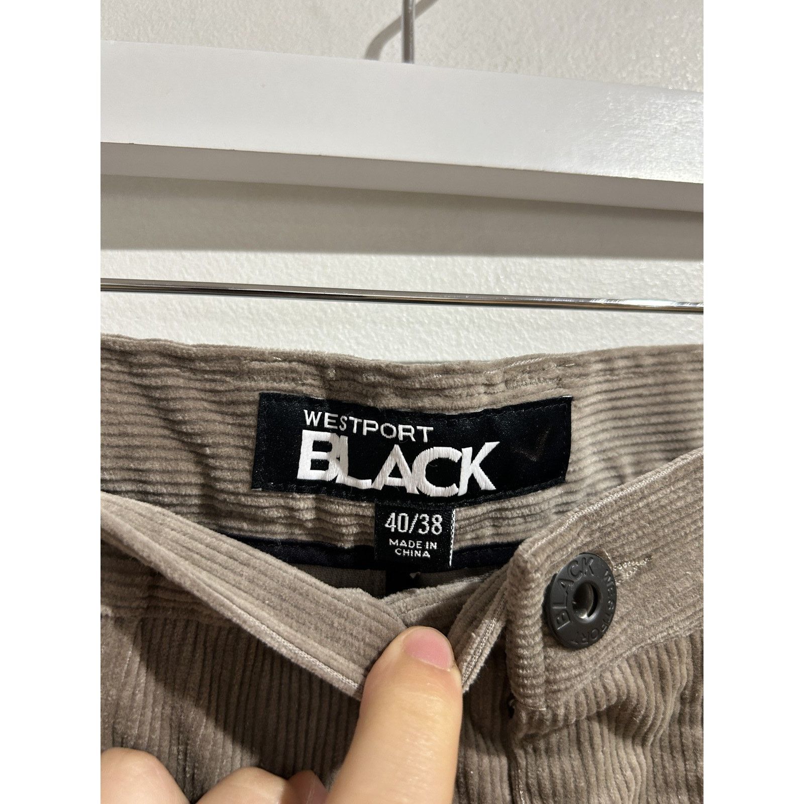 Other WESTPORT BLACK FLAT FRONT CORDUROY PANTS SIZE 40 Size US 40 / EU 56 - 4 Thumbnail