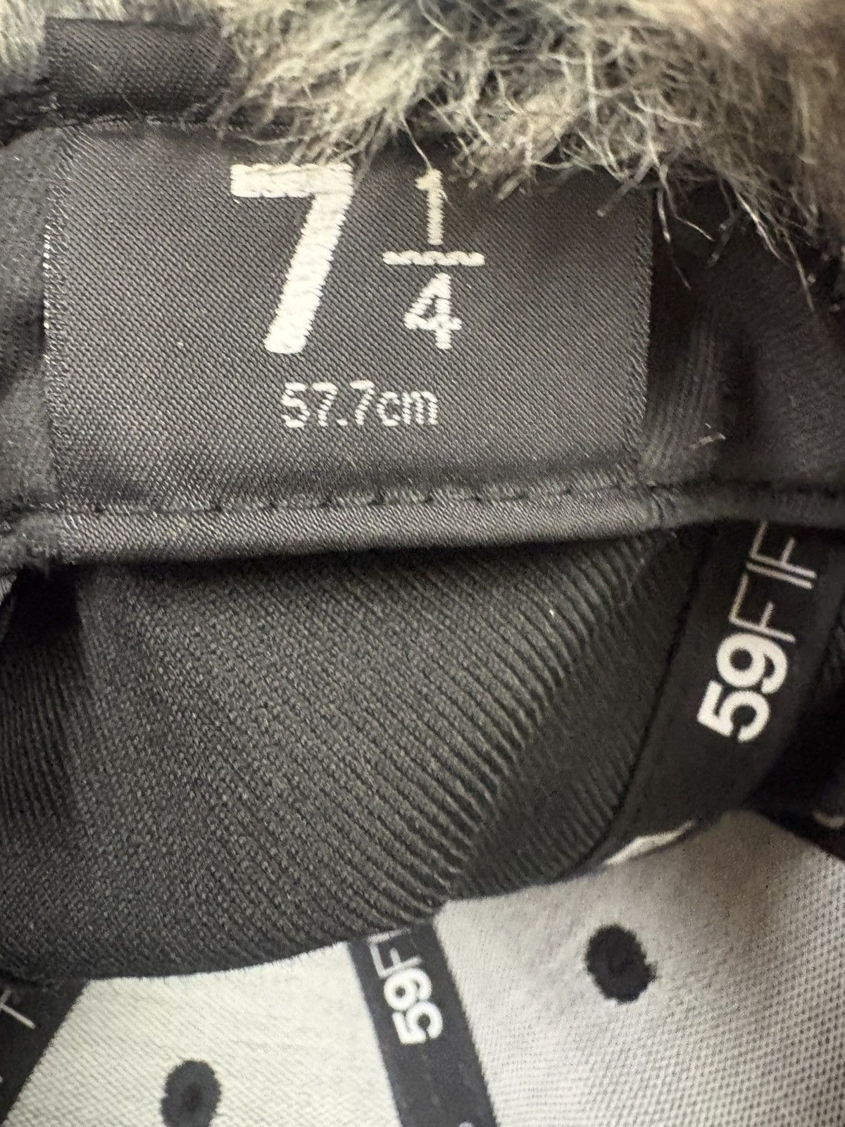 New Era × Yohji Yamamoto Yohji Yamamoto Fur Trim Fitted Cap Size ONE SIZE - 6 Thumbnail